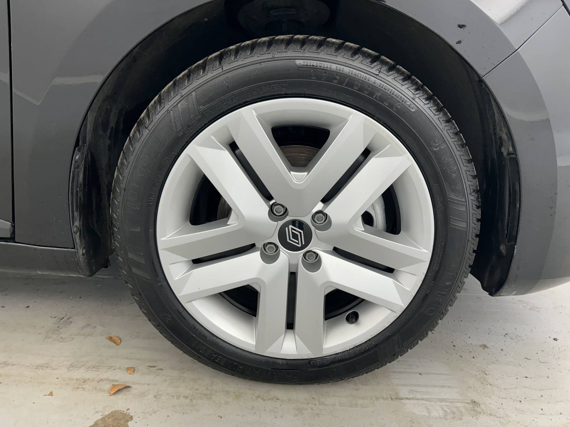 Vente en ligne Renault Clio 5 Clio E-Tech full hybrid 145 au prix de 18 500 €