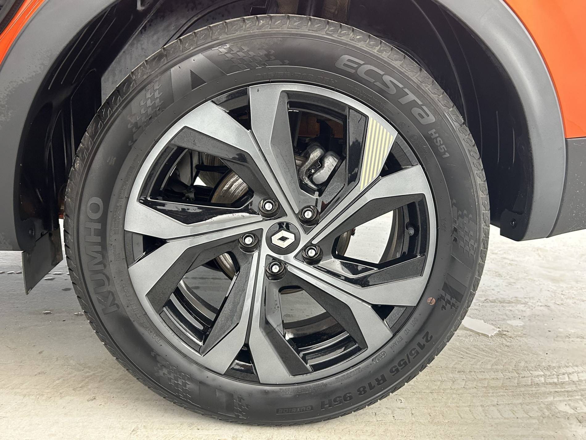 Vente en ligne Renault Arkana  E-Tech hybride 145 - 22 au prix de 23 590 €