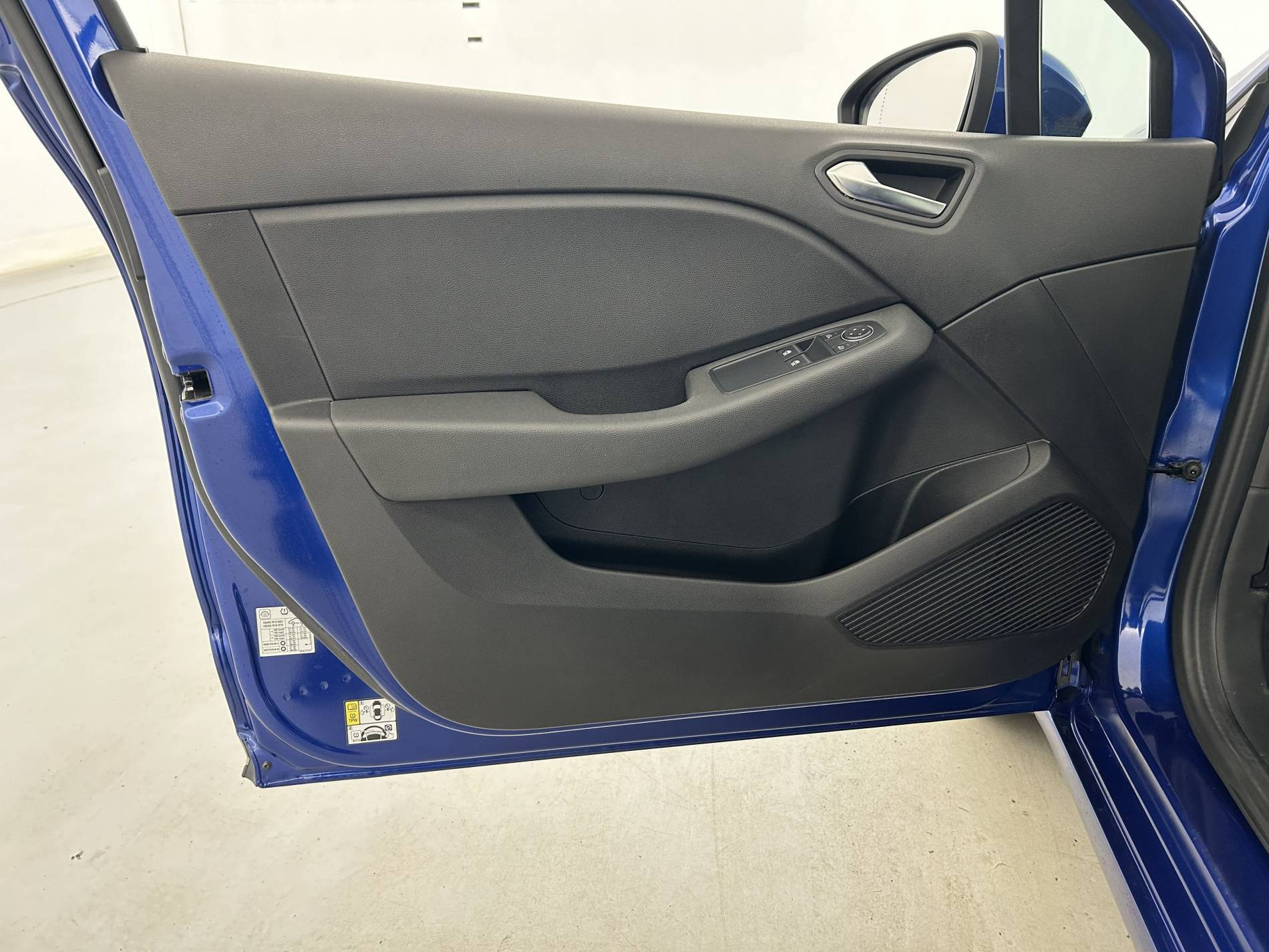 Vente en ligne Renault Clio 5 Clio Blue dCi 100 - 21N au prix de 14 990 €