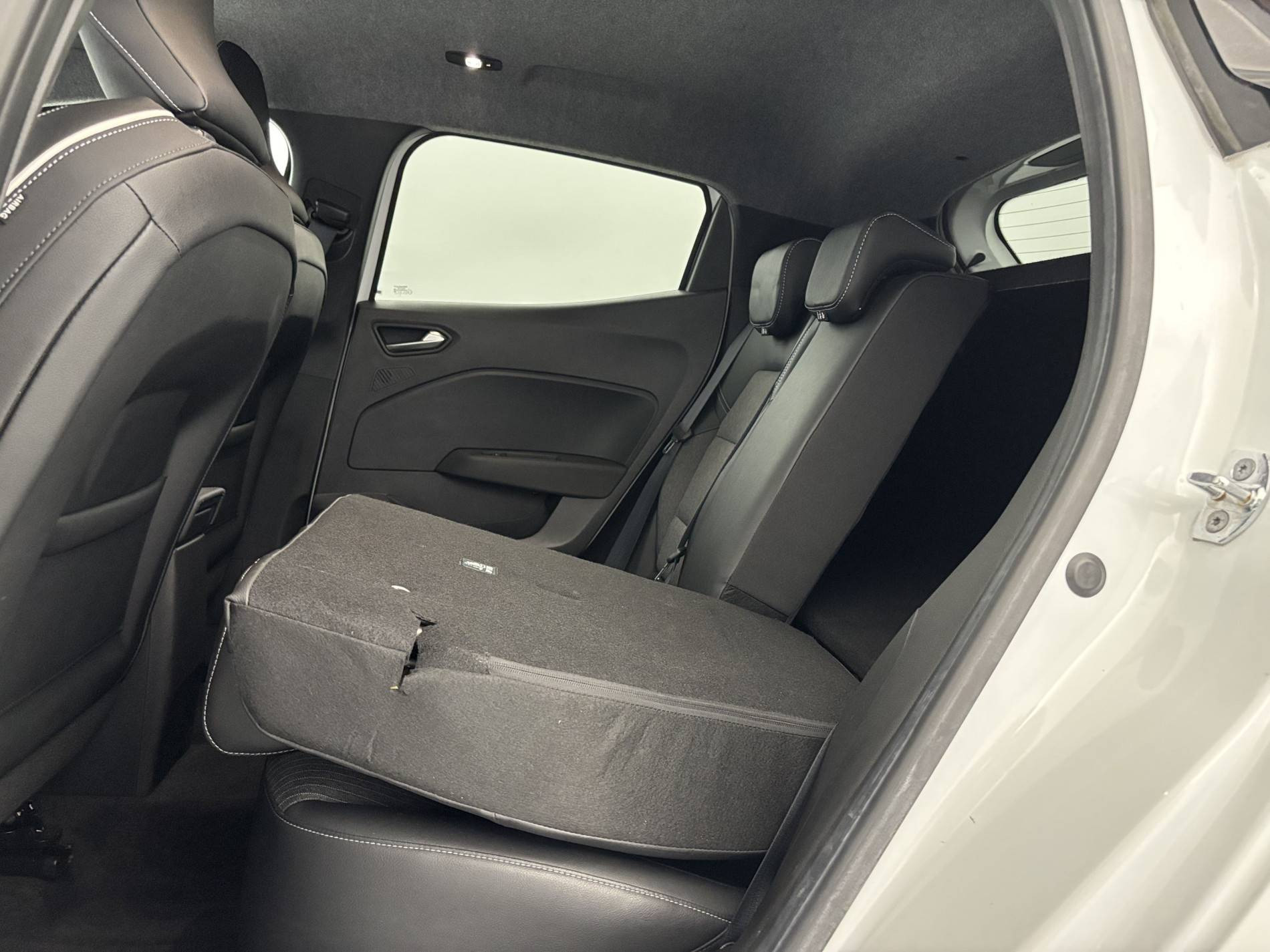 Vente en ligne Renault Clio 5 Clio TCe 90 au prix de 14 500 €