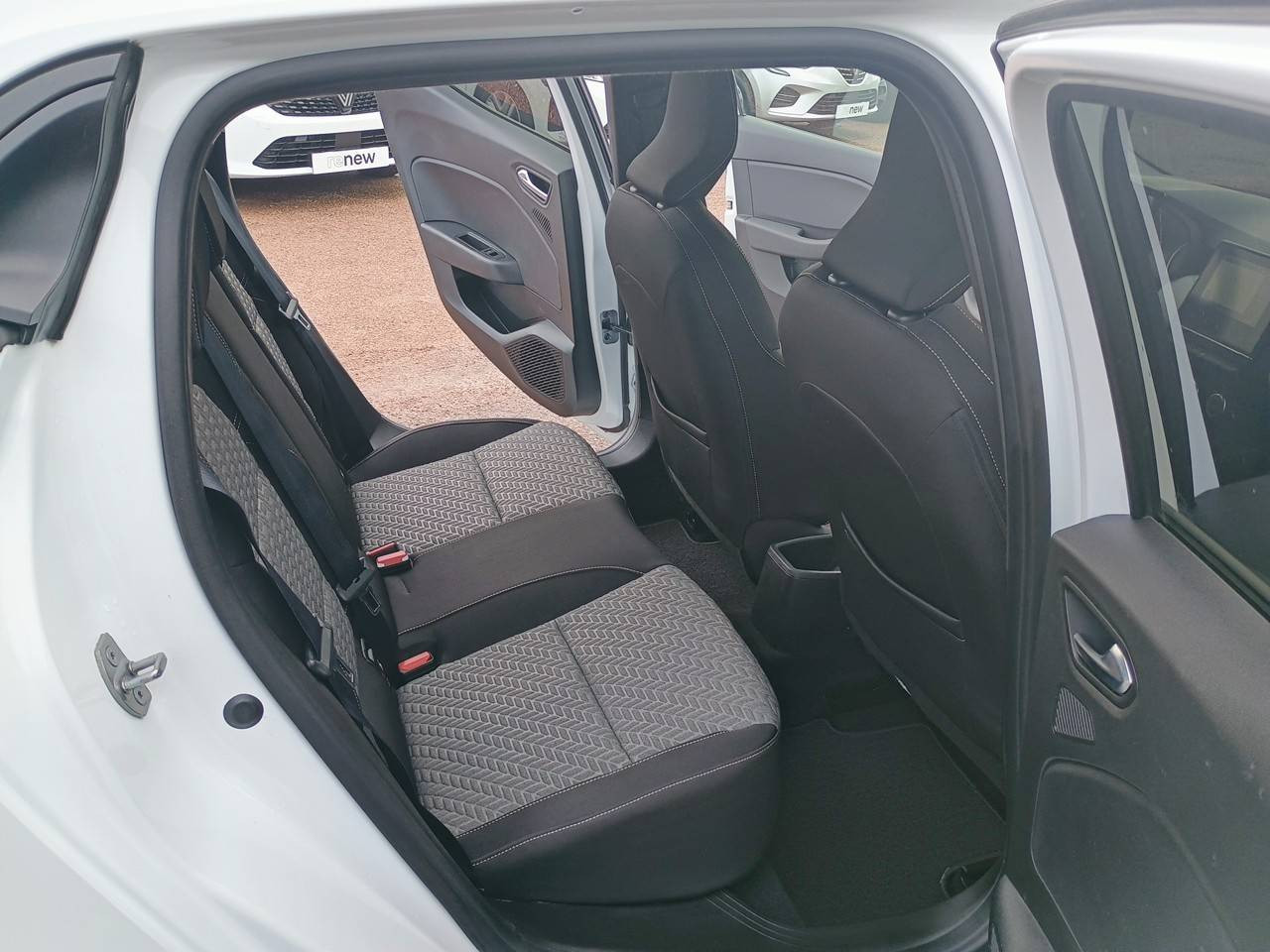 Vente en ligne Renault Clio 5 CLIO  SCE 65 au prix de 12 790 €