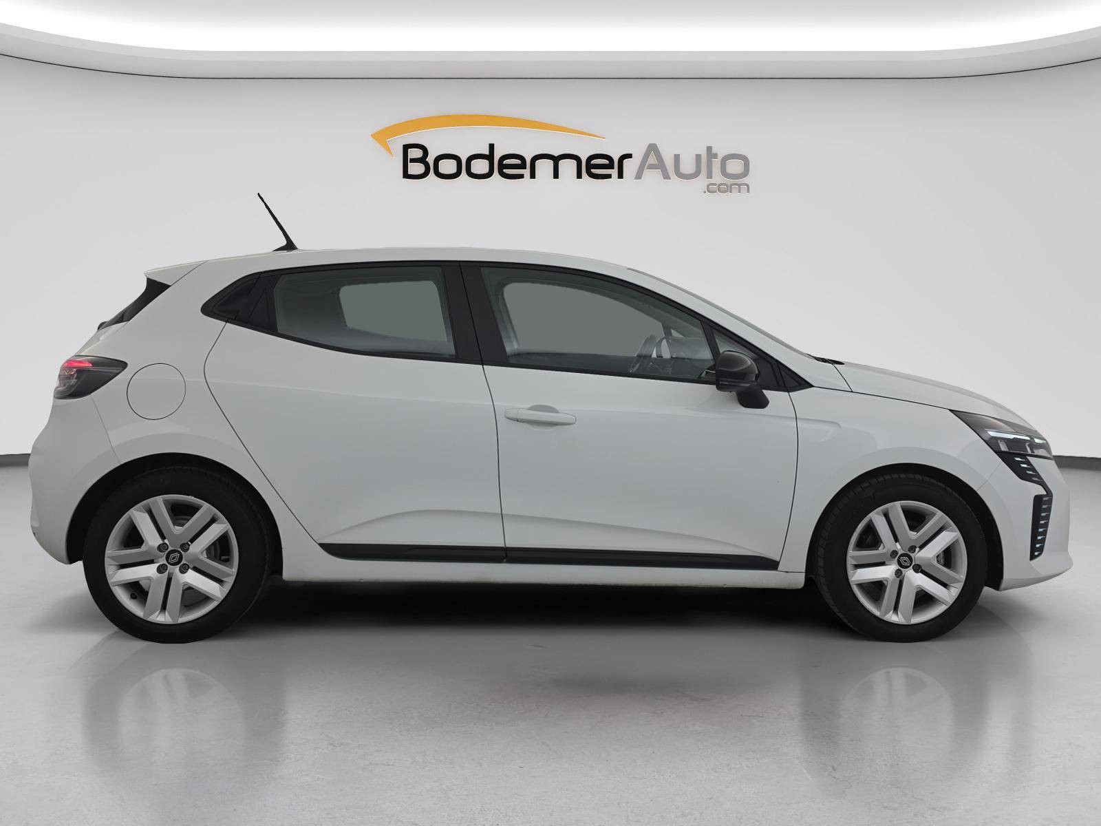 Vente en ligne Renault Clio 5 Clio E-Tech full hybrid 145 au prix de 16 490 €