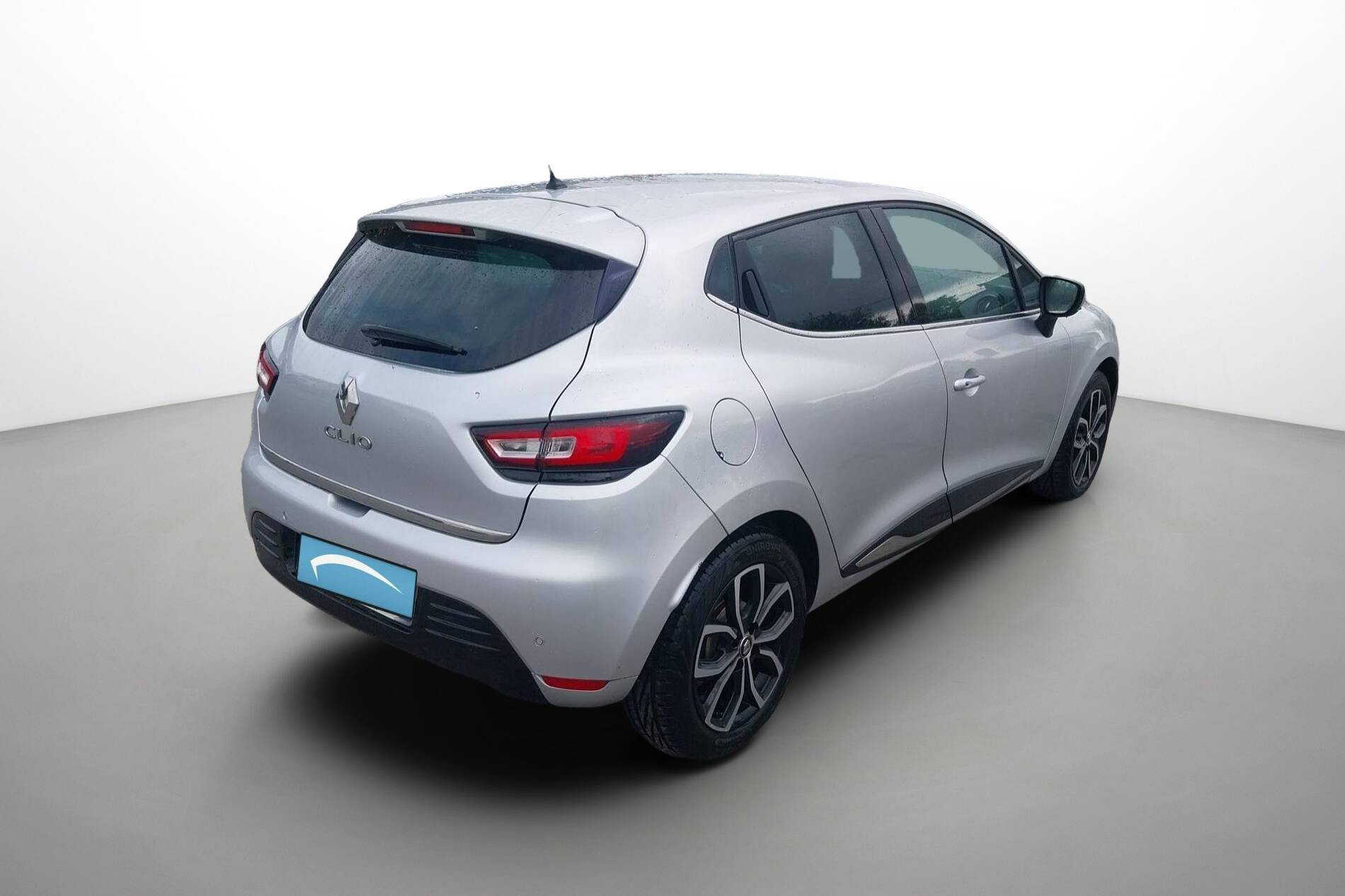 Vente en ligne Renault Clio 4 Clio dCi 90 E6C au prix de 12 990 €