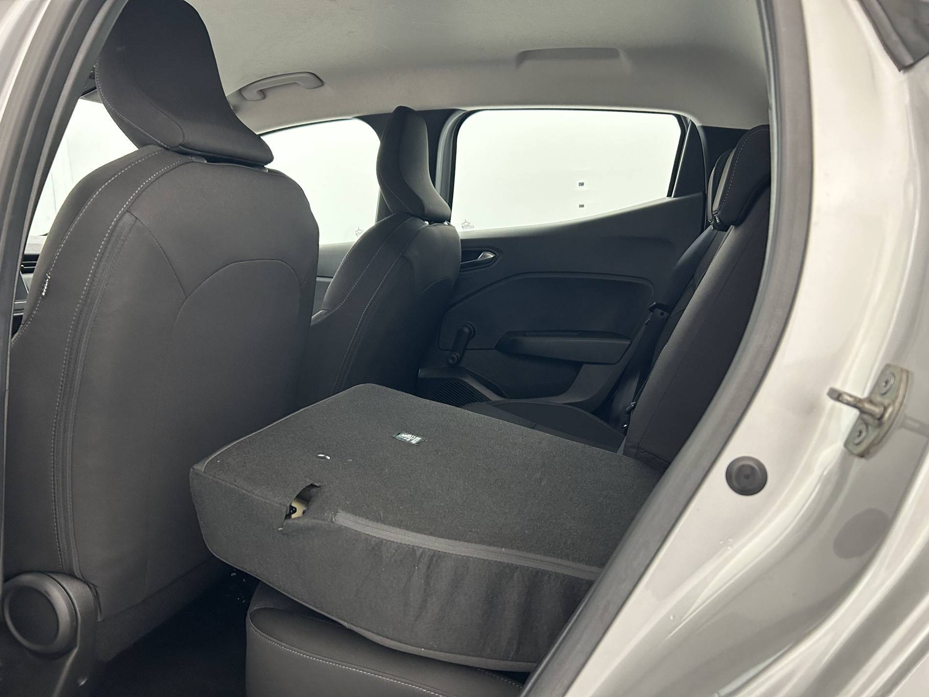 Vente en ligne Renault Clio 5 Clio TCe 90 au prix de 12 990 €