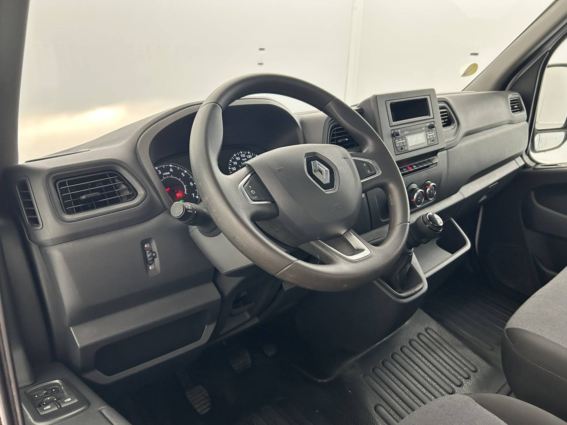 Vente en ligne Renault Master 3 Châssis Cabine MASTER CC PROP RJ3500 L2 PAFC BLUE DCI 130 EURO VI au prix de 33 990 €