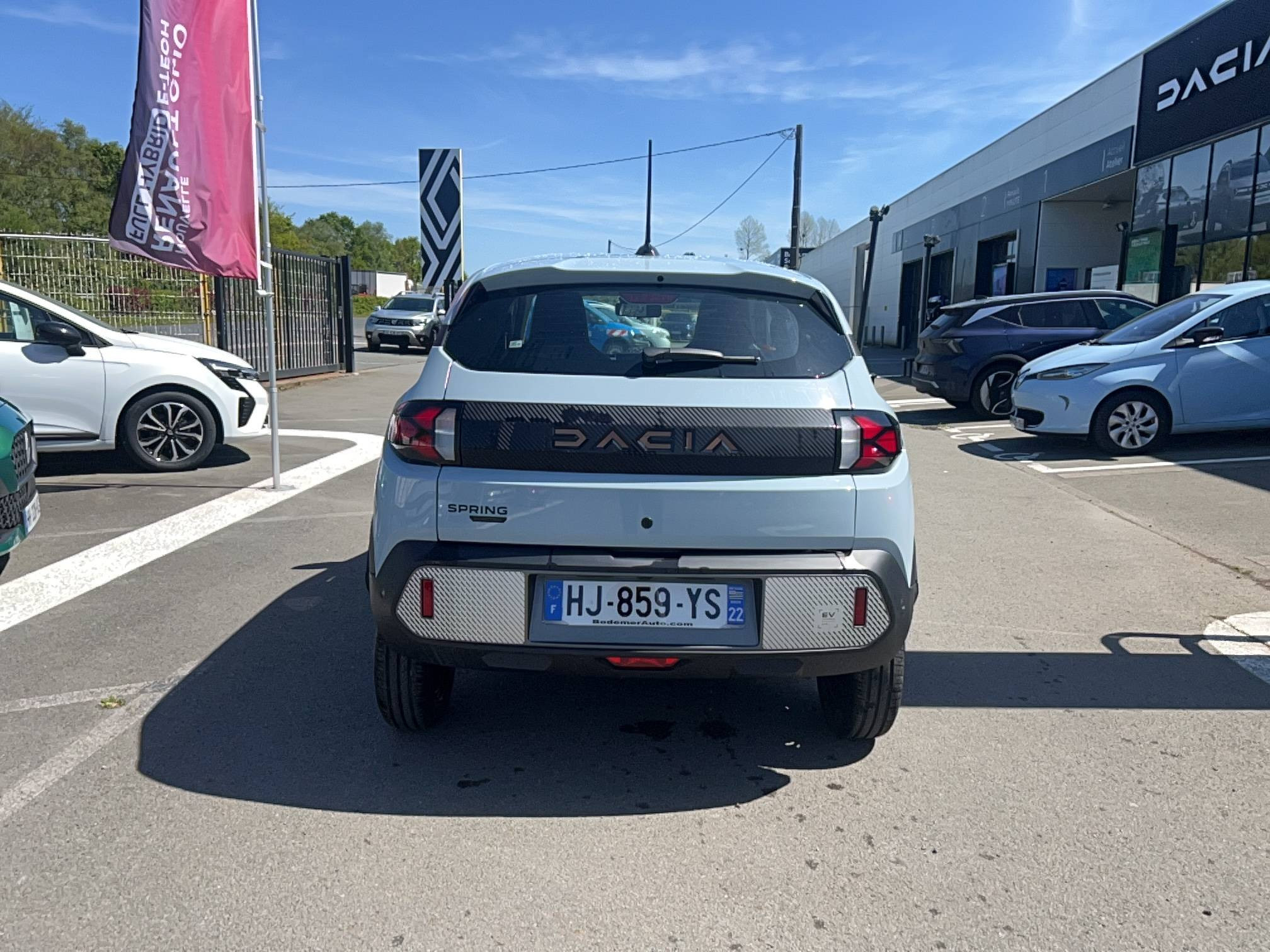 Vente en ligne Dacia Spring  electric 100 au prix de 19 990 €