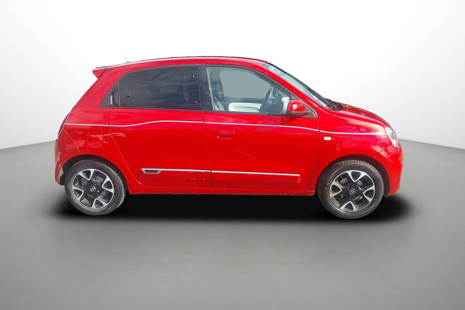 Vente en ligne Renault Twingo 3  TCe 95 au prix de 11 490 €