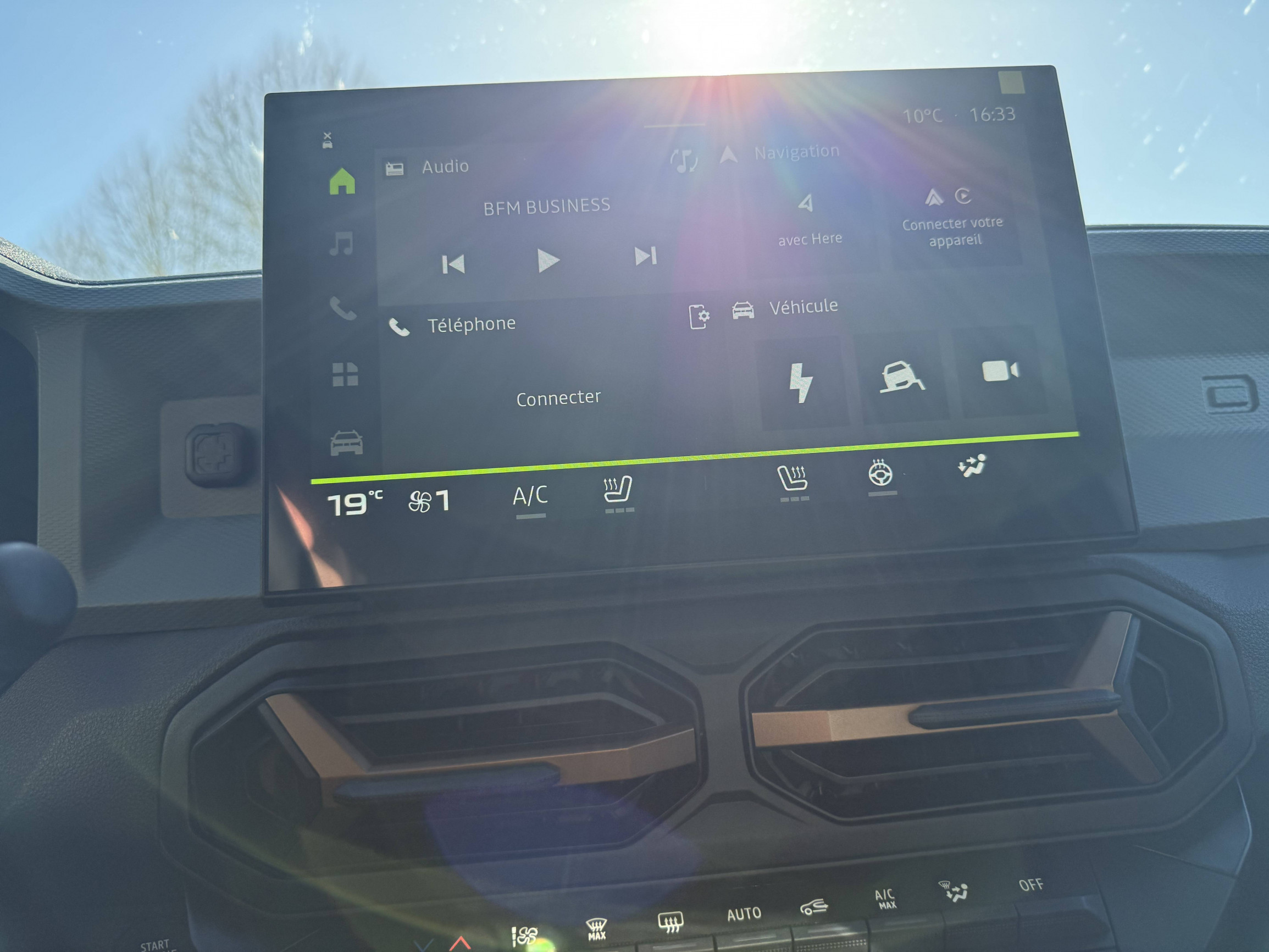 Vente en ligne Dacia Duster  Hybrid-G 150 4x4 au prix de 31 690 €