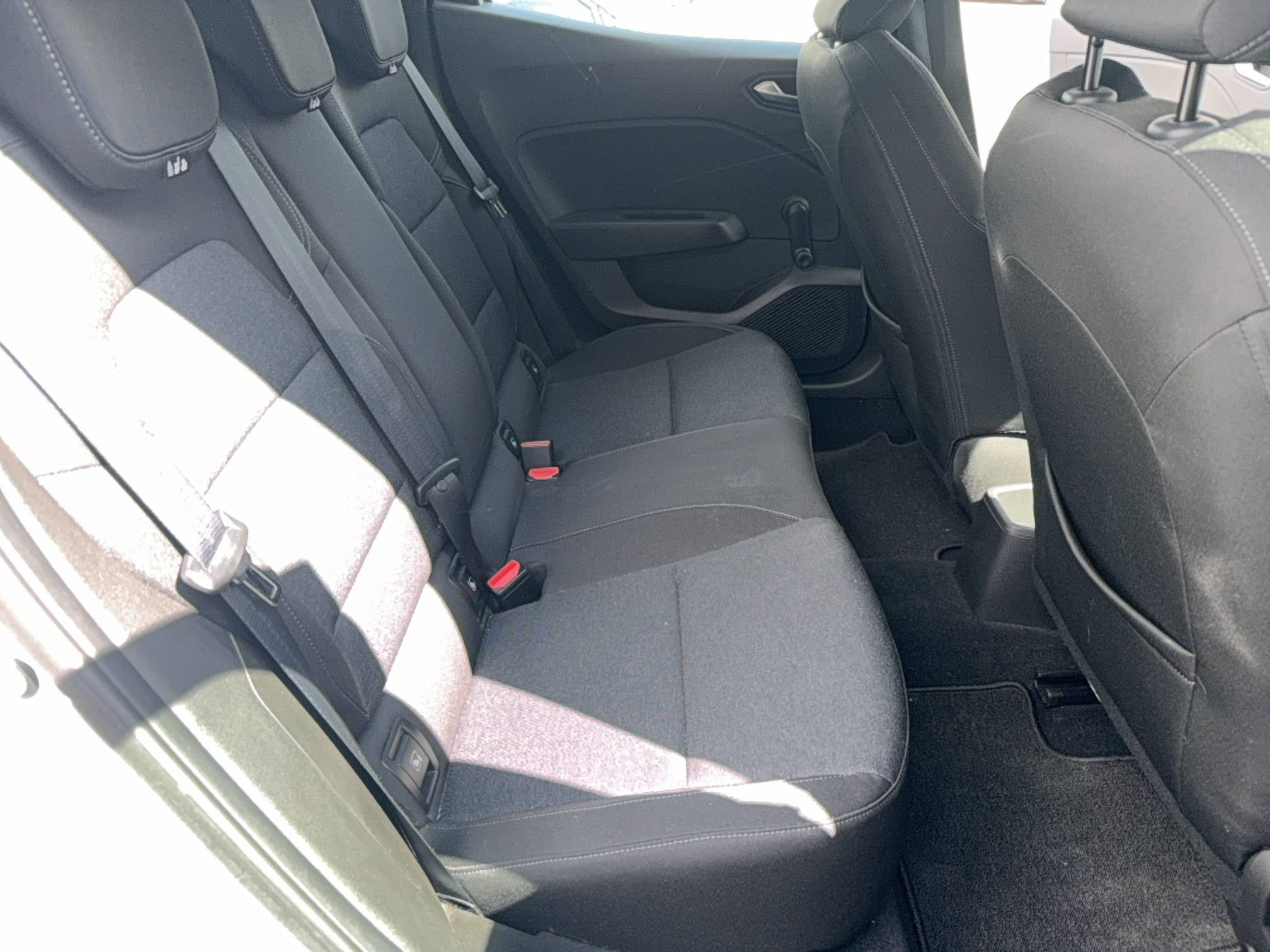 Vente en ligne Renault Clio 5 Clio TCe 90 au prix de 13 390 €
