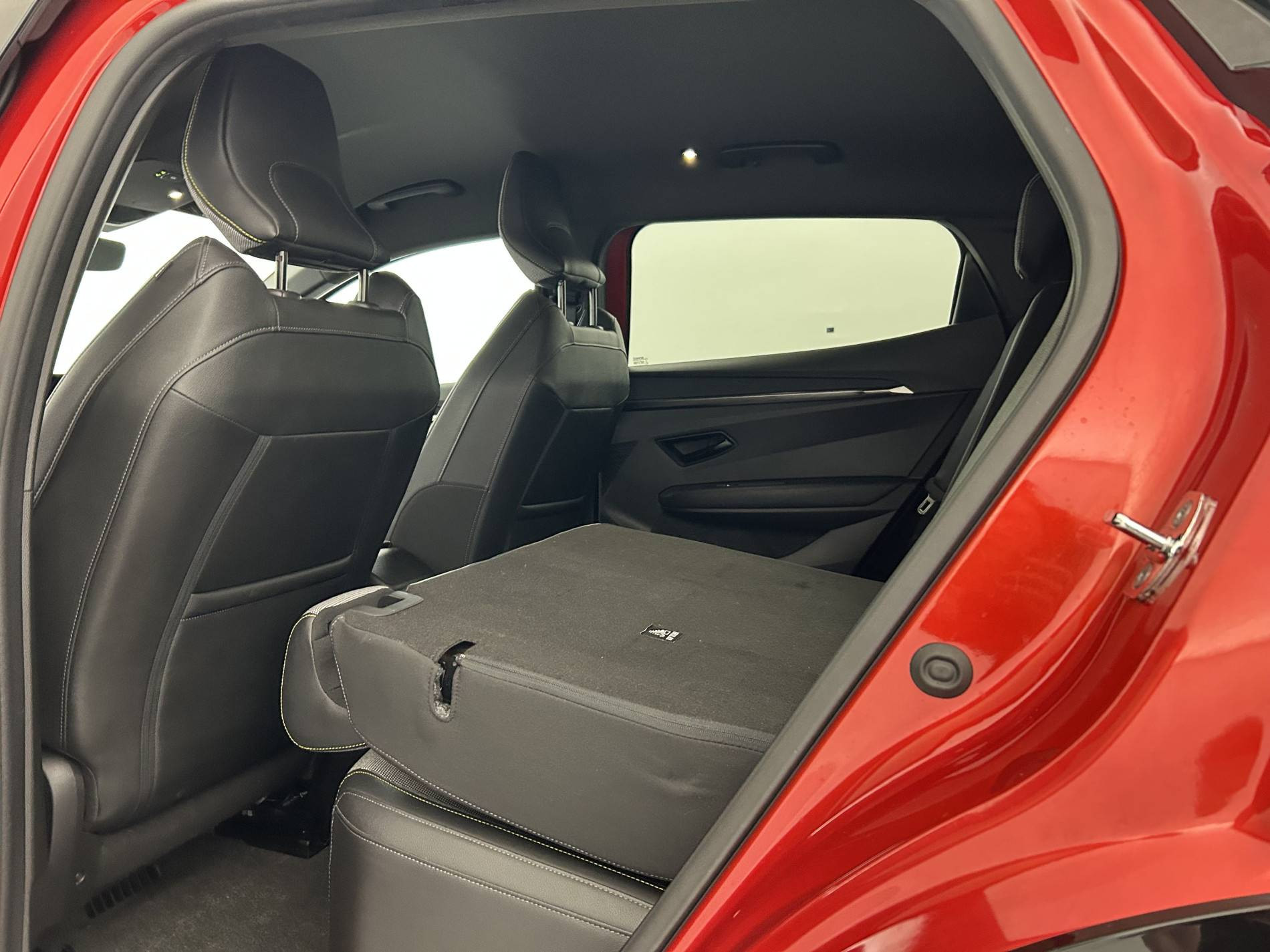 Vente en ligne Renault Megane E-Tech  EV60 220 ch super charge au prix de 23 990 €