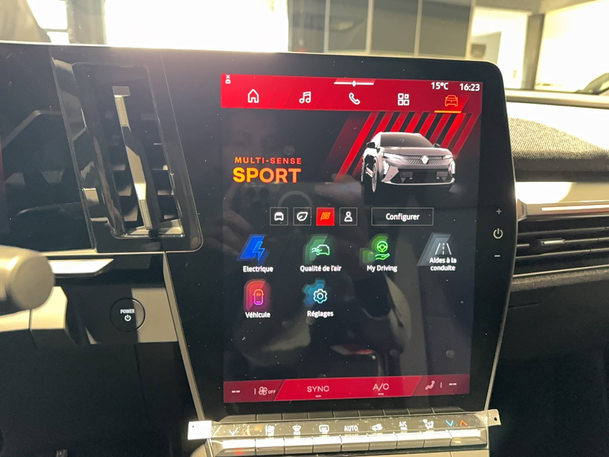 Vente en ligne Renault Scenic E-Tech  220 ch grande autonomie au prix de 43 990 €