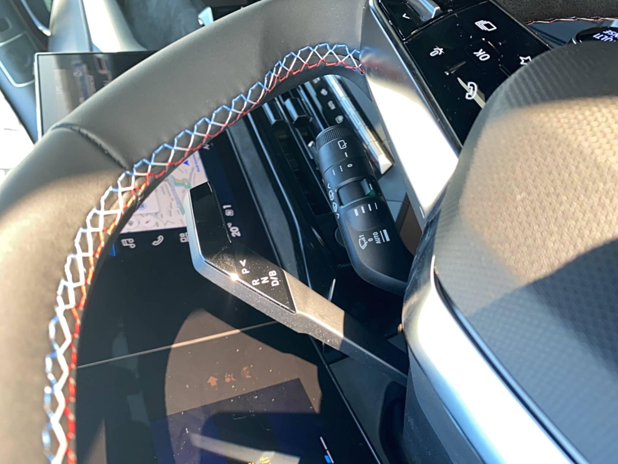 Vente en ligne Renault Clio 6 Clio E-Tech full hybrid 160 ch au prix de 27 900 €