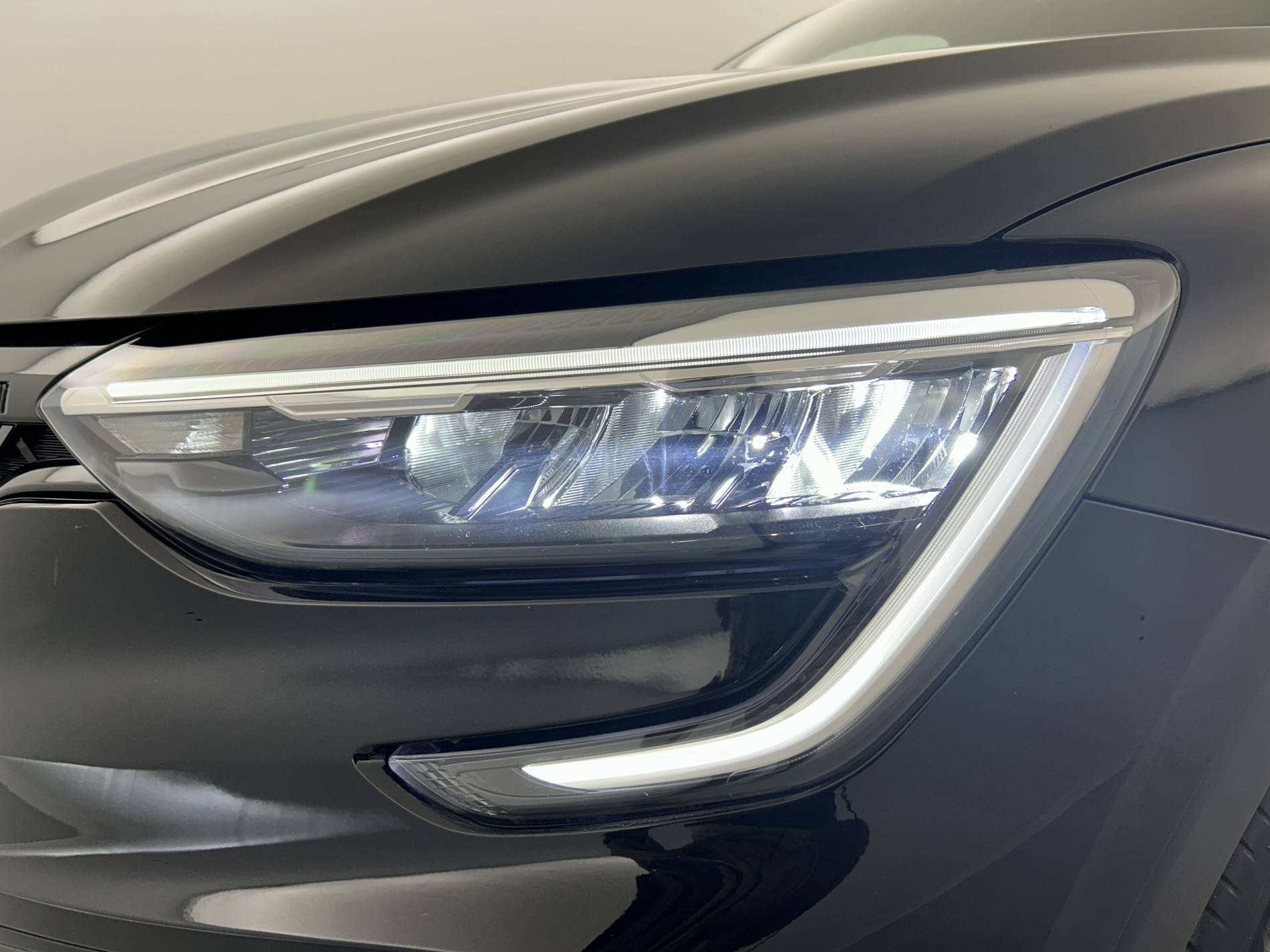 Vente en ligne Renault Arkana  E-Tech full hybrid 145 GSR2 au prix de 29 990 €