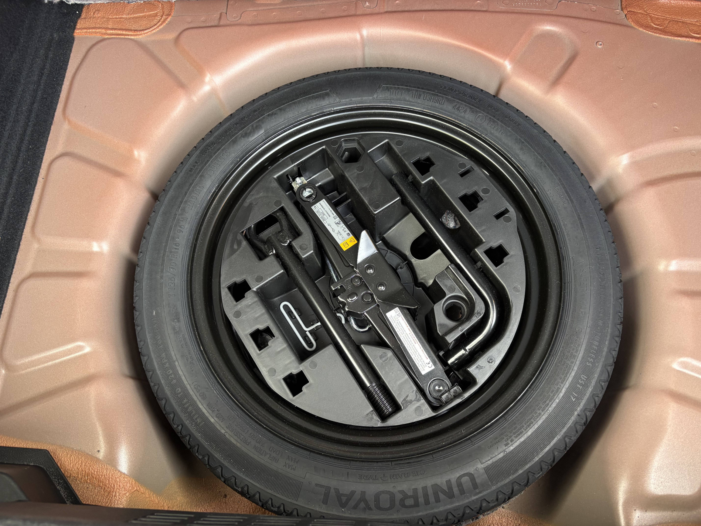 Vente en ligne Renault Clio 5 Clio Blue dCi 100 ch GSR2 au prix de 17 990 €