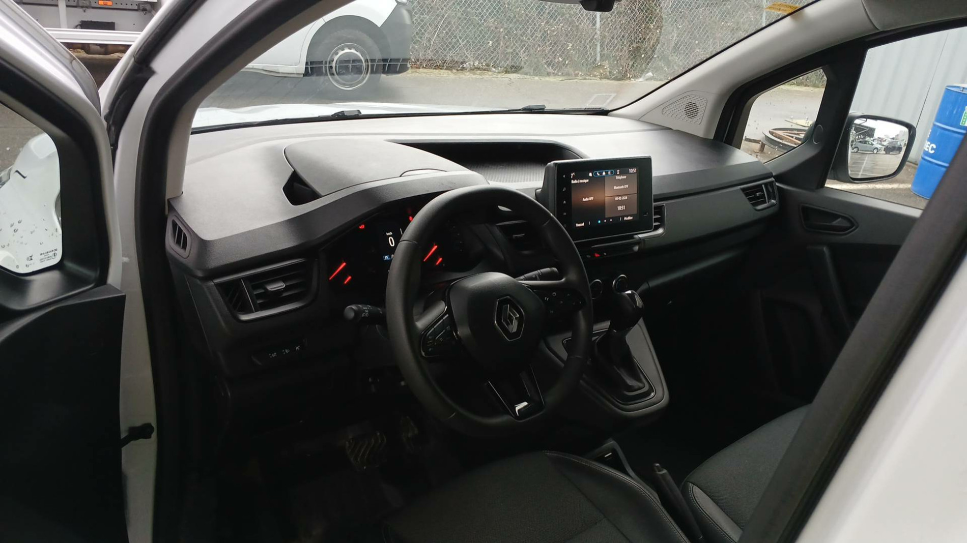 Vente en ligne Renault Kangoo Van  BLUE DCI 115 EDC au prix de 19 990 €