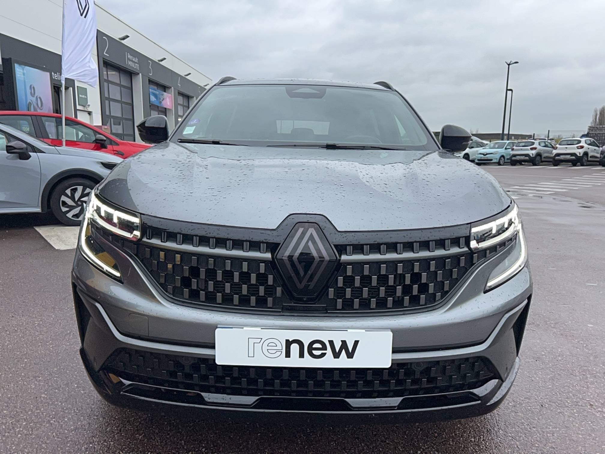 Renault Espace Espace E-Tech hybrid 200 occasion de 2023 en vente à Alençon