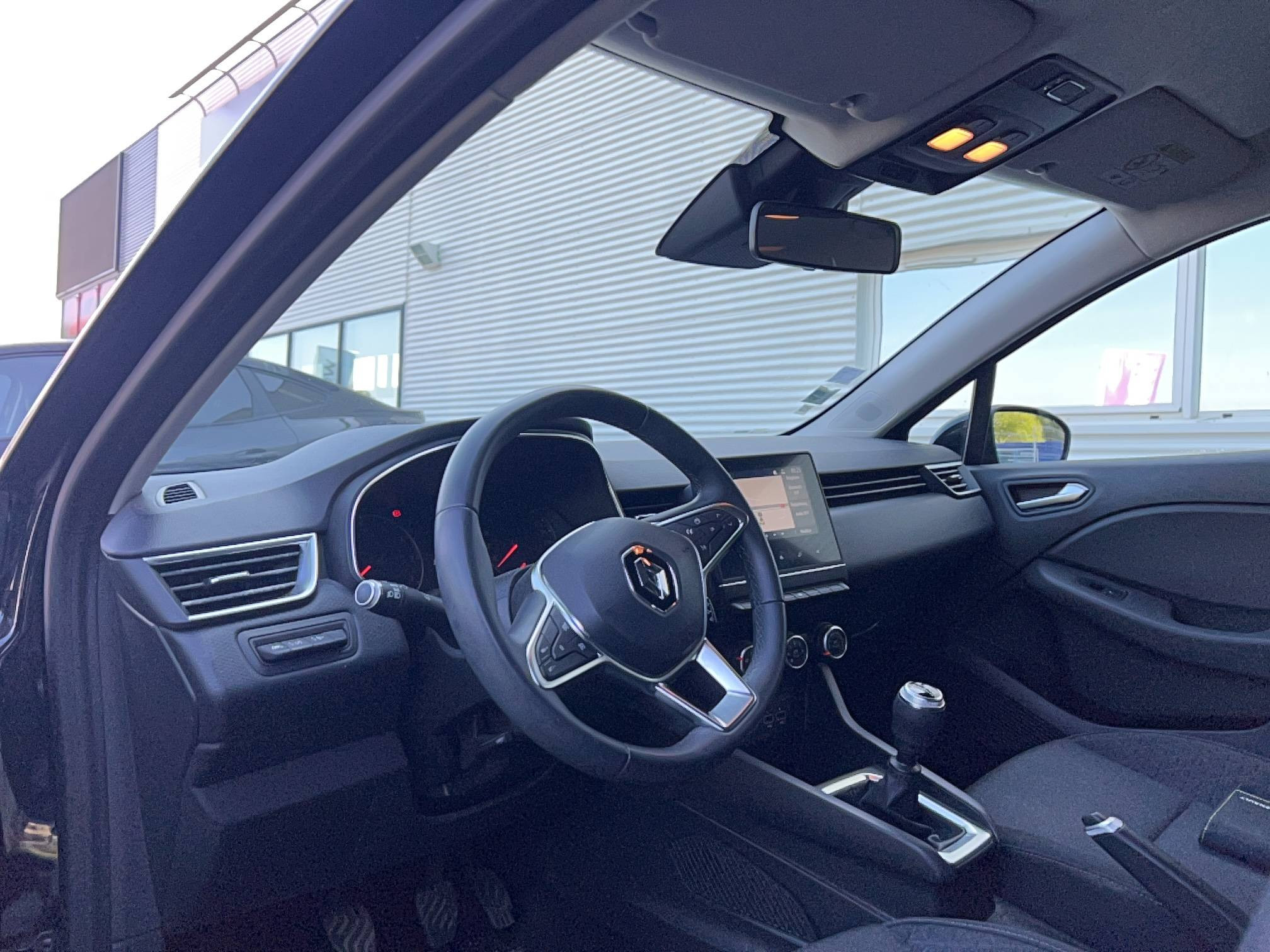 Vente en ligne Renault Clio 5 Clio TCe 90 au prix de 12 590 €