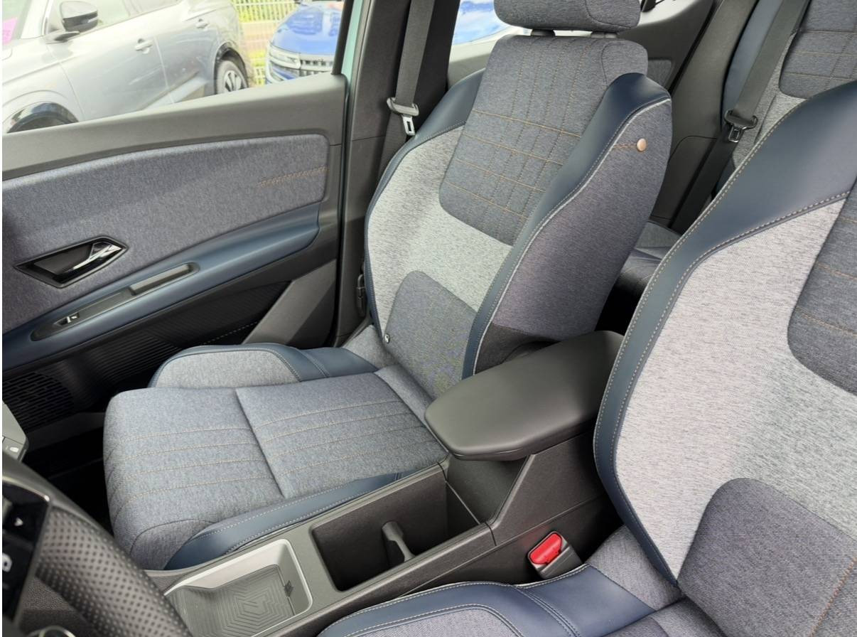Vente en ligne Renault R4 E-Tech  150 ch autonomie confort au prix de 37 290 €