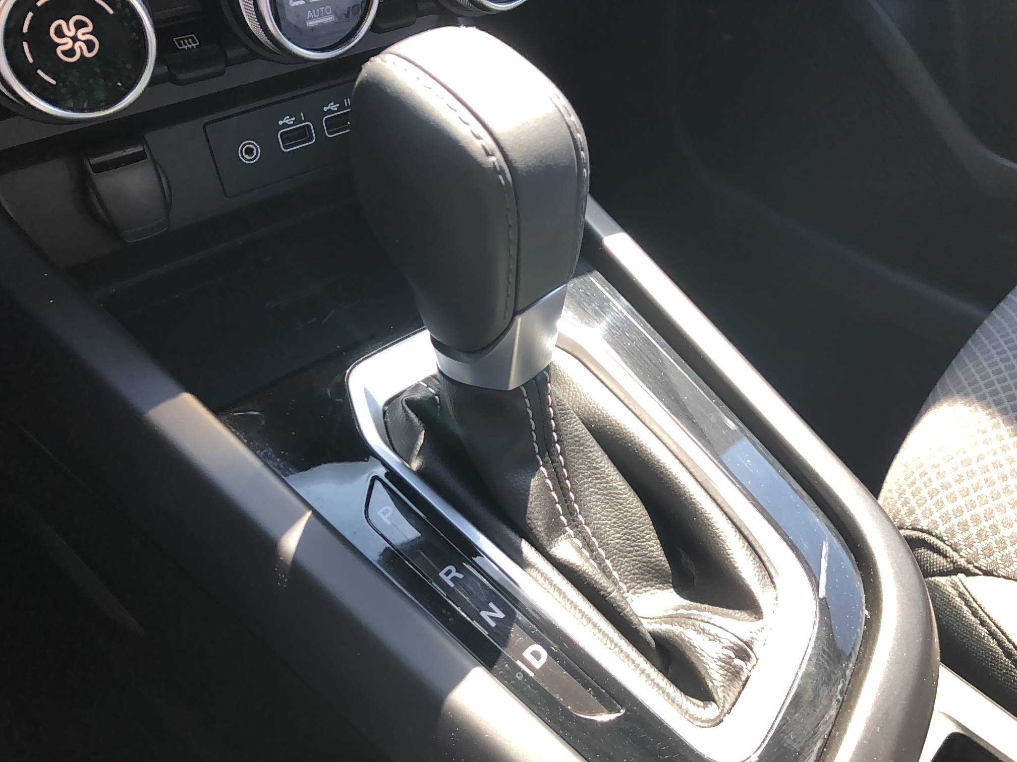 Vente en ligne Renault Arkana  mild hybrid 140 EDC GSR2 au prix de 21 990 €