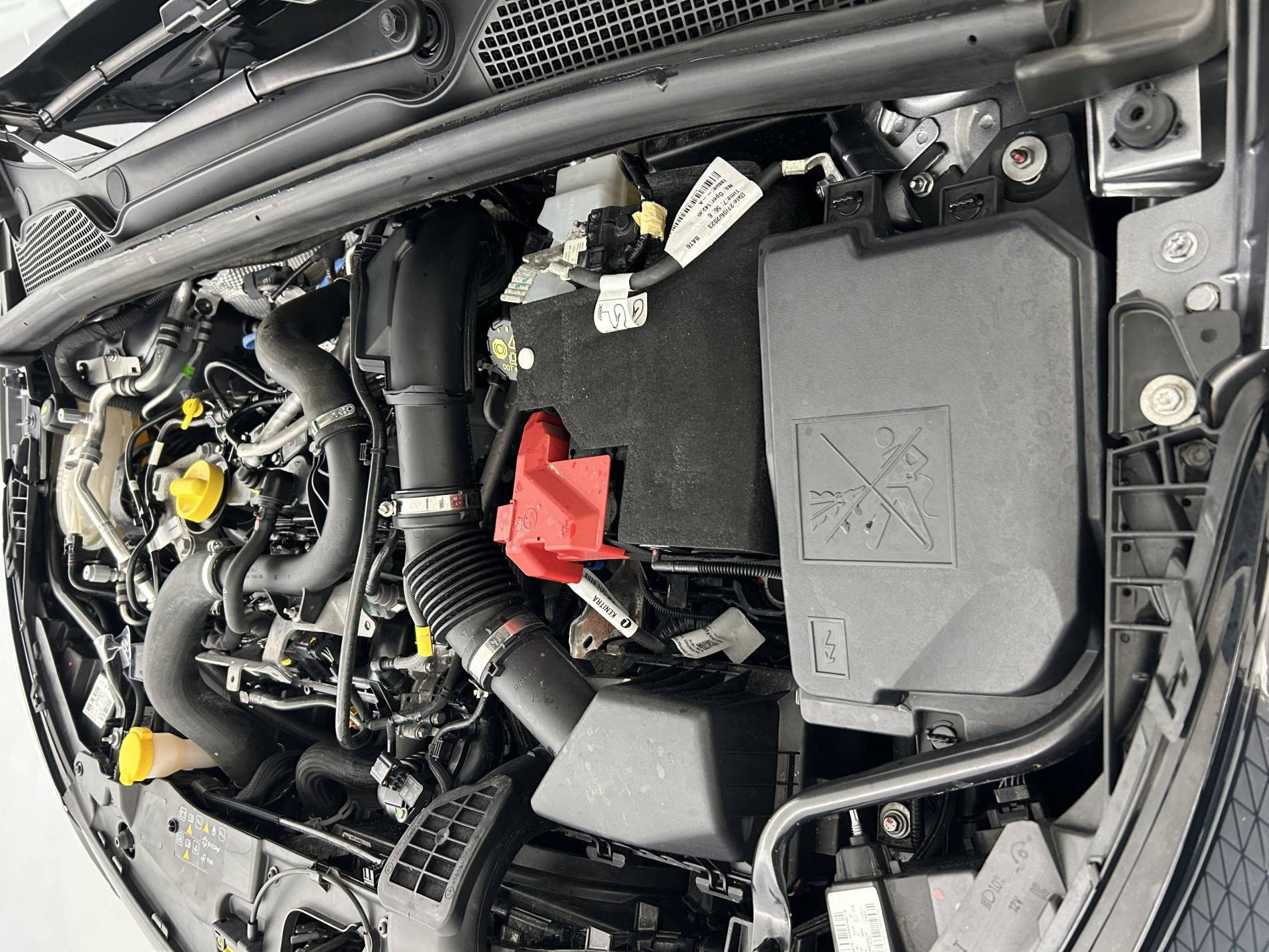 Vente en ligne Renault Clio 5 Clio TCe 90 au prix de 13 690 €