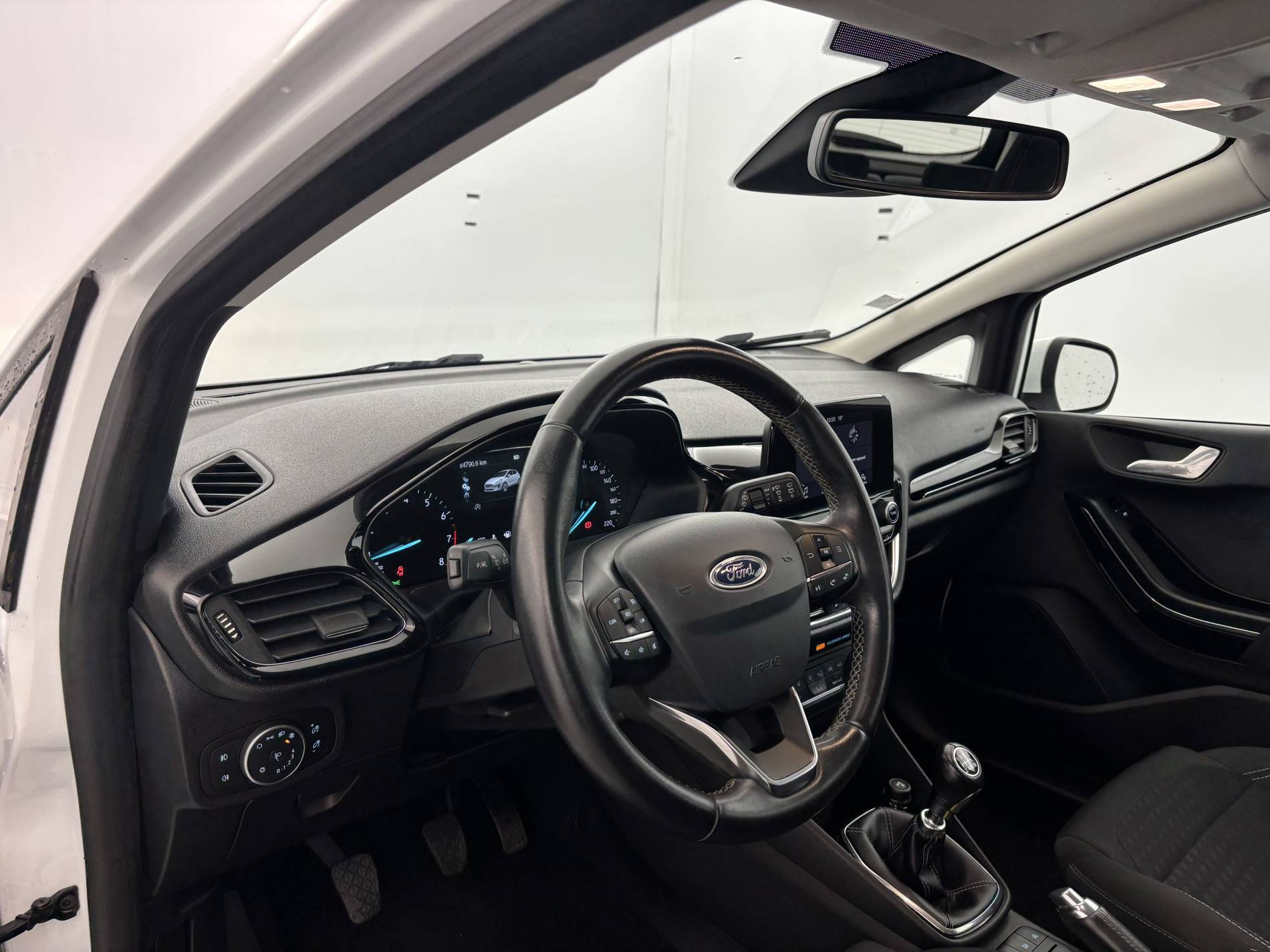 Vente en ligne Ford Fiesta  1.0 EcoBoost 100 ch S&S BVM6 au prix de 9 990 €