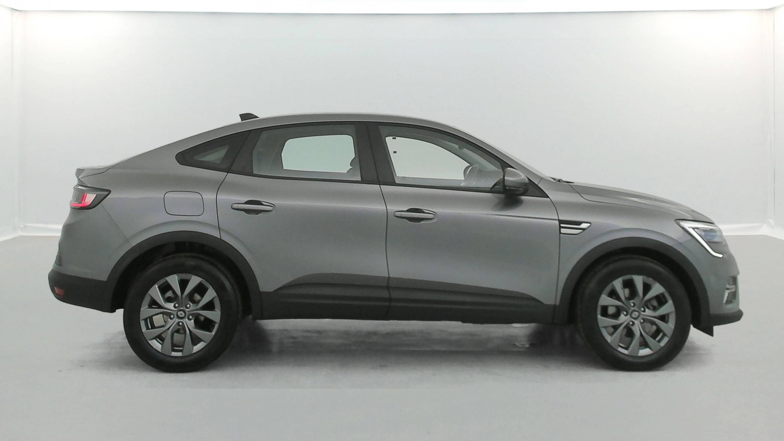 Vente en ligne Renault Arkana  E-Tech 145 - 23 au prix de 18 690 €
