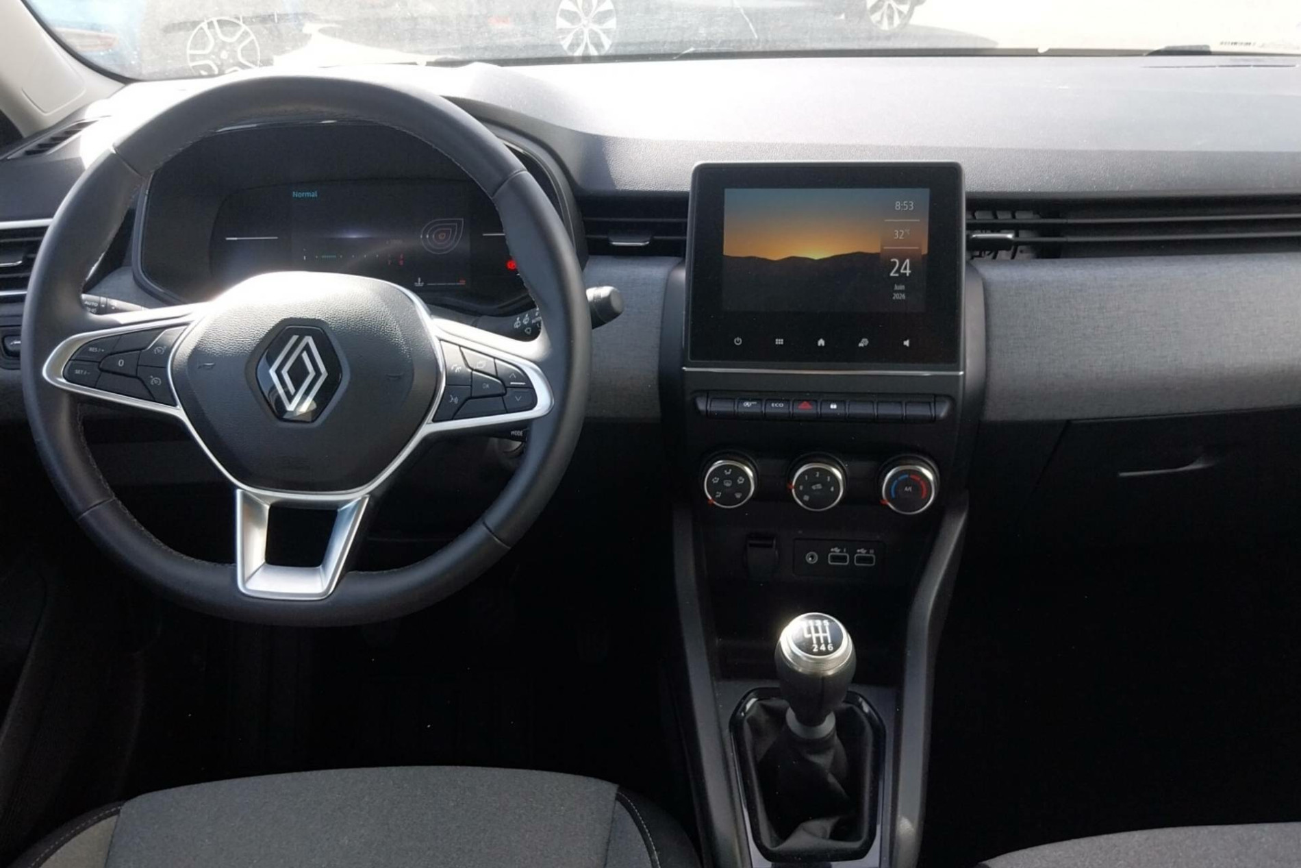 Vente en ligne Renault Clio 5 Clio TCe 90 au prix de 14 790 €