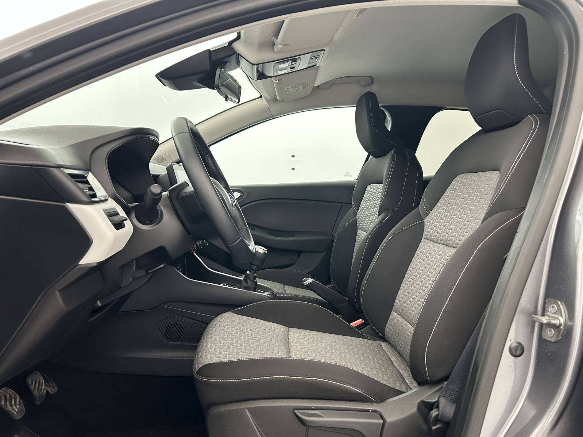 Vente en ligne Renault Clio 5 Clio TCe 90 au prix de 14 290 €