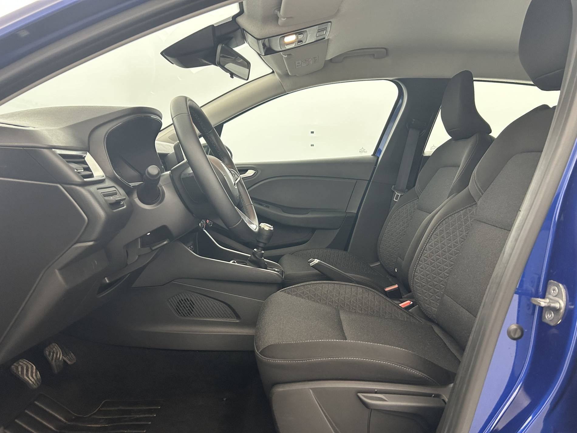 Vente en ligne Renault Clio 5 Clio TCe 90 au prix de 13 690 €