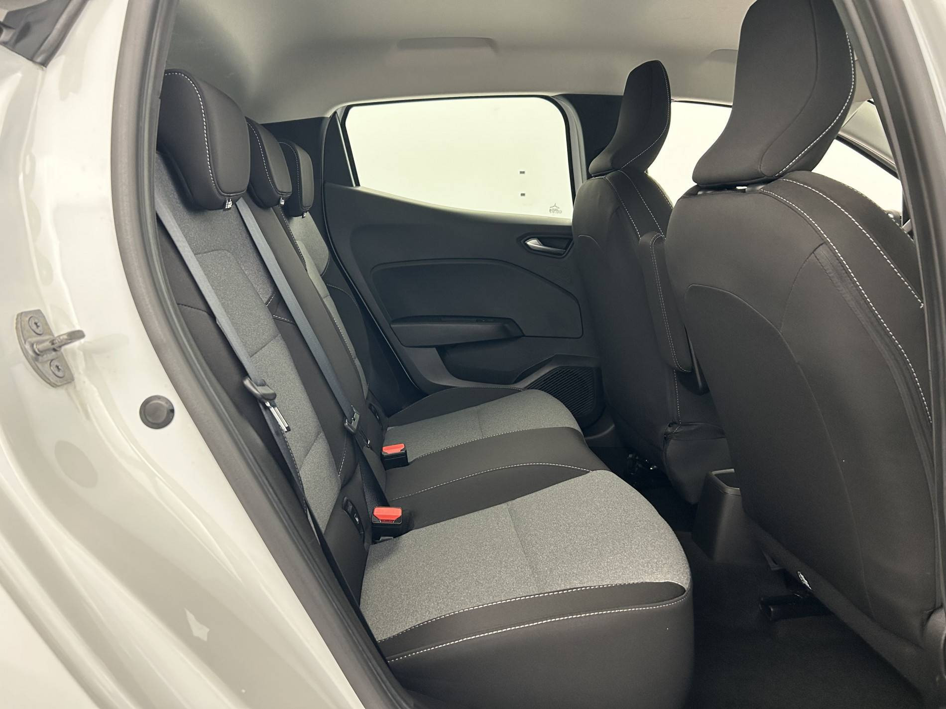 Vente en ligne Renault Clio 5 Clio TCe 100 GPL au prix de 14 900 €