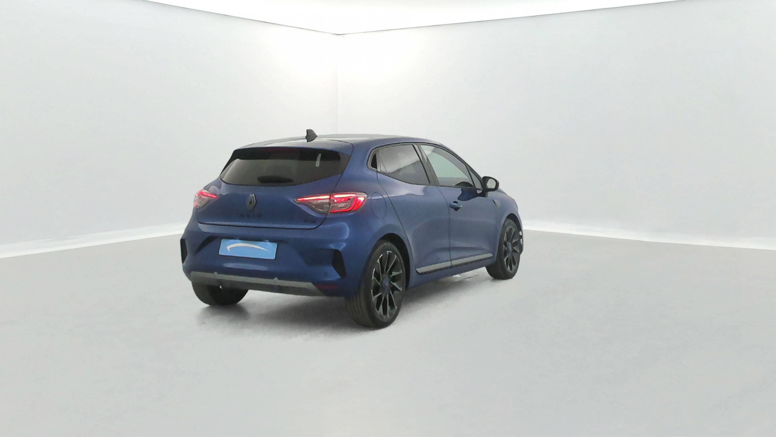 Vente en ligne Renault Clio 5 Clio E-Tech full hybrid 145 au prix de 22 490 €