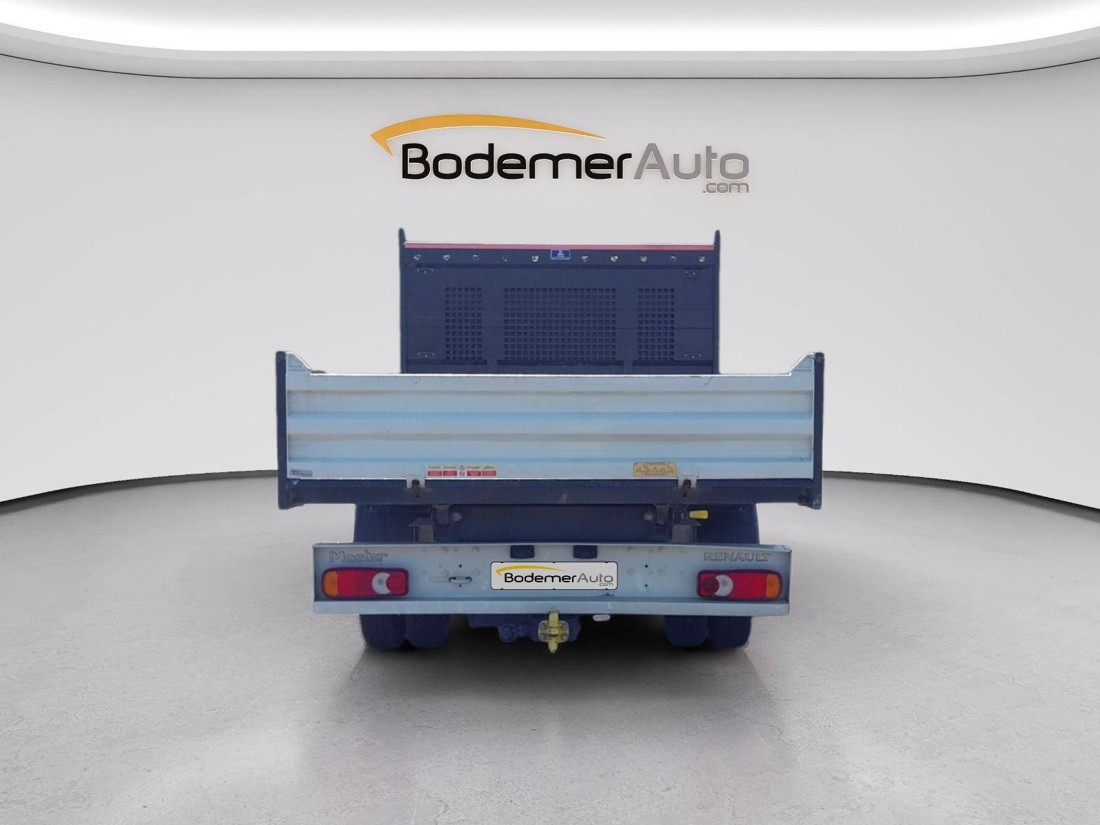 Vente en ligne Renault Master Benne MASTER BENNE PROP RJ3500 L3 COFFRE BLUE DCI 145 EURO VI au prix de 31 300 €