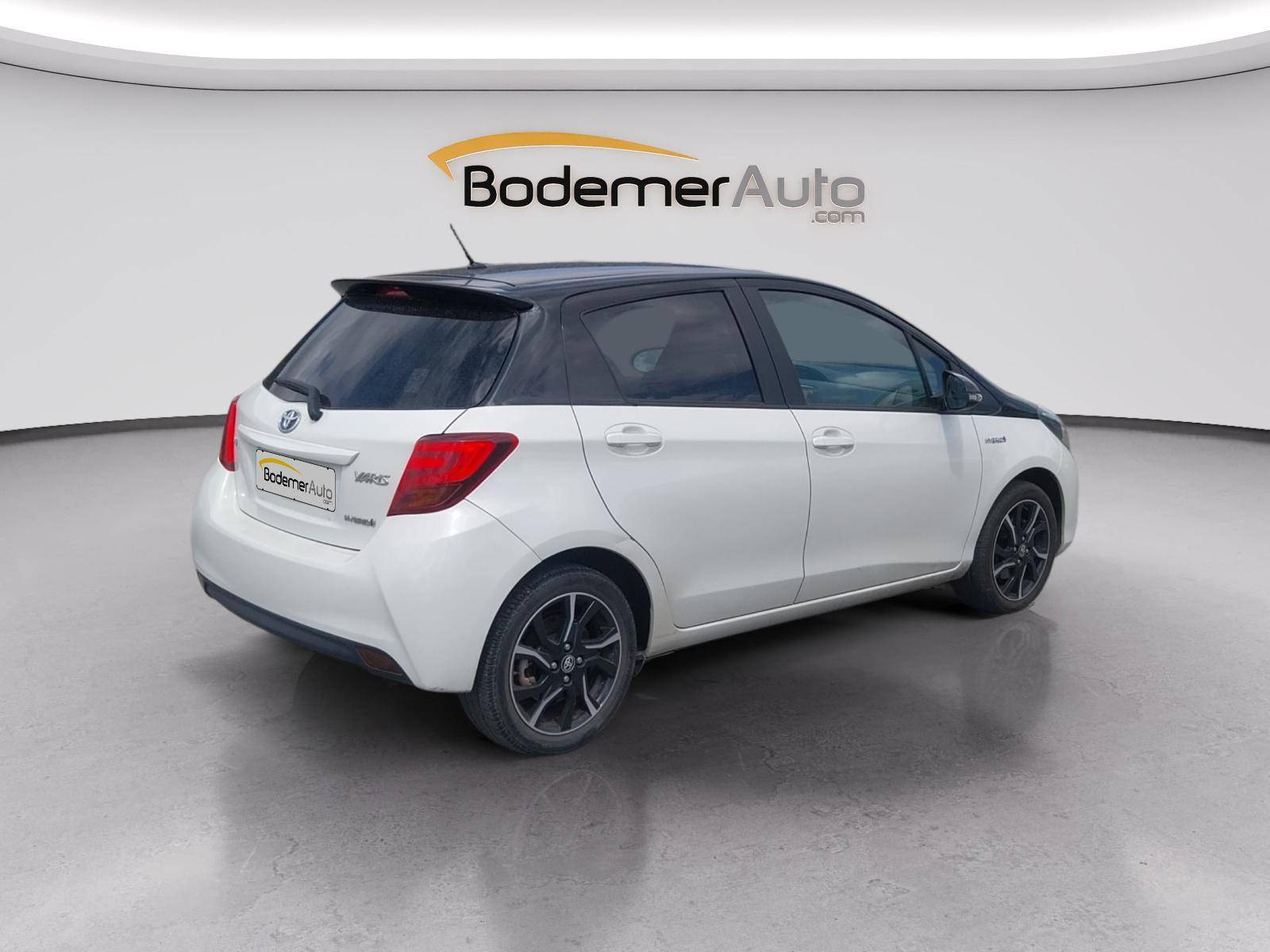 Vente en ligne Toyota Yaris Yaris Hybride 100h au prix de 14 490 €