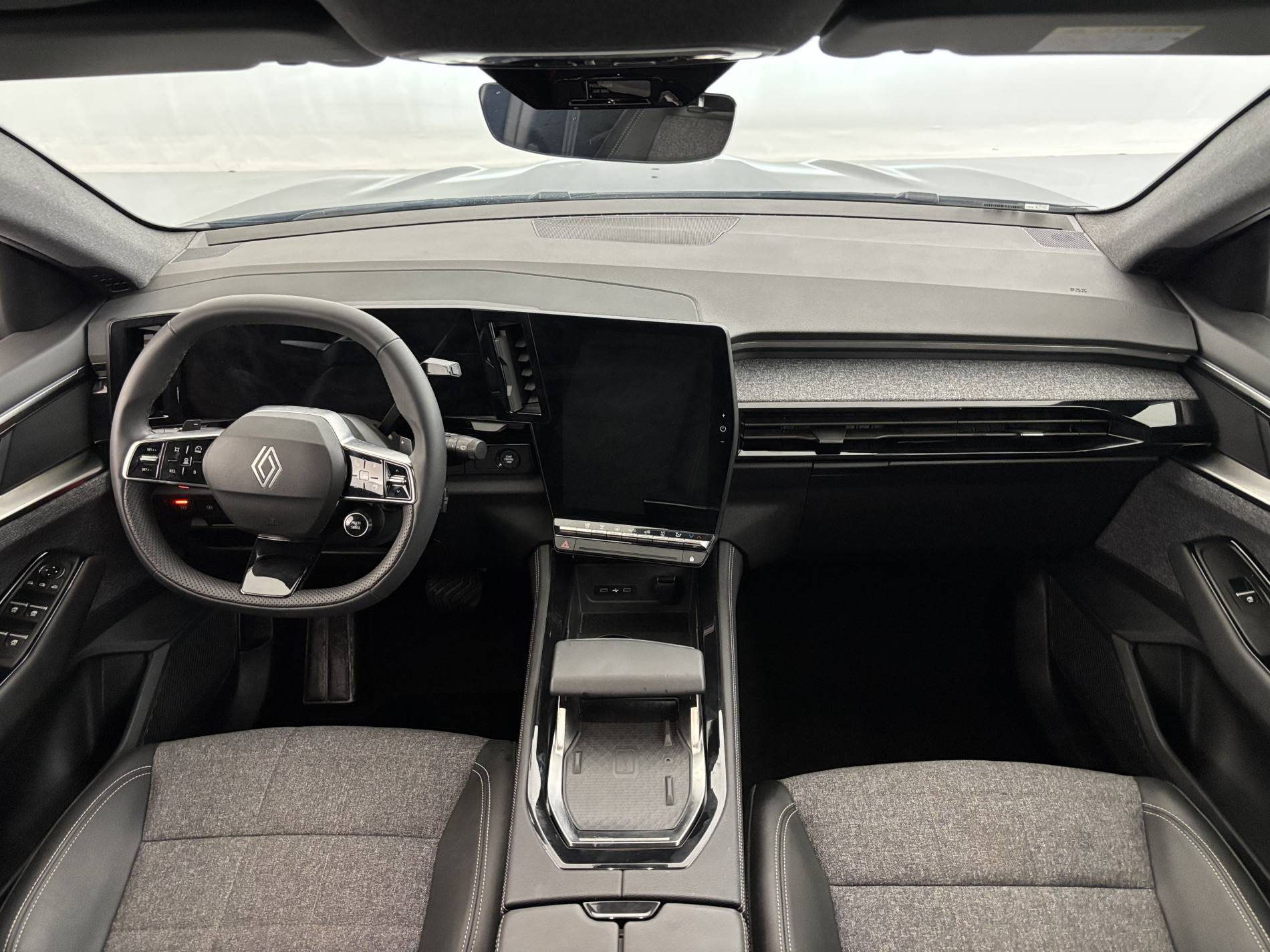 Vente en ligne Renault Espace Espace E-Tech full hybrid 200 GSR2 au prix de 34 990 €