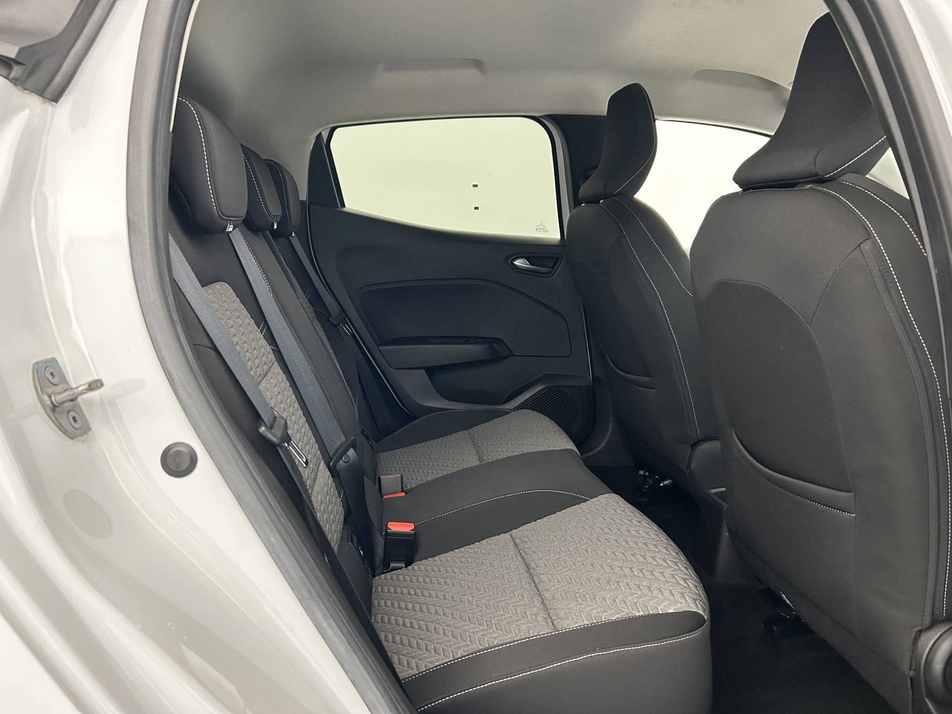 Vente en ligne Renault Clio 5 Clio TCe 100 GPL au prix de 14 390 €