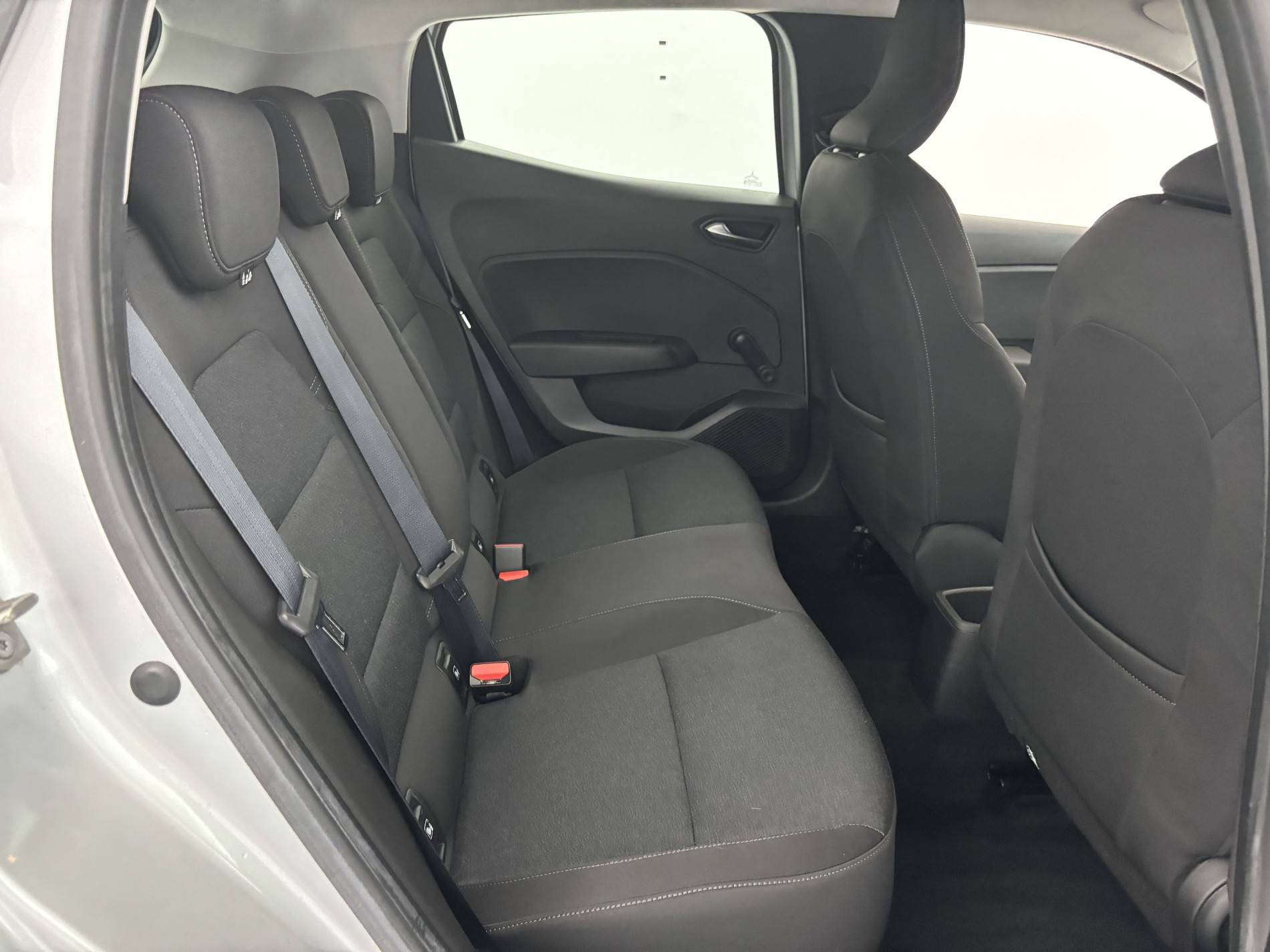 Vente en ligne Renault Clio 5 Clio TCe 90 au prix de 14 490 €