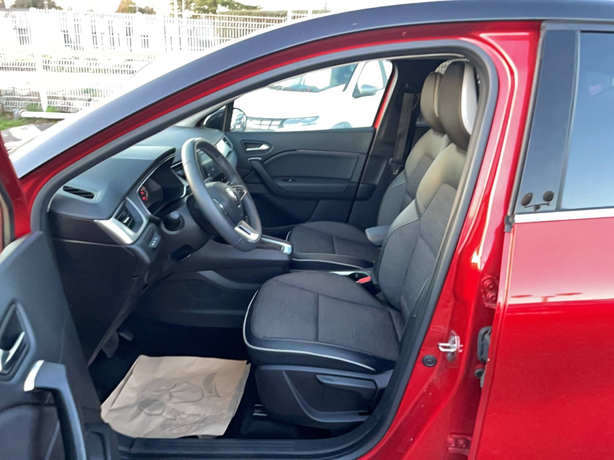 Vente en ligne Renault Captur  E-Tech 145 - 21 au prix de 18 490 €