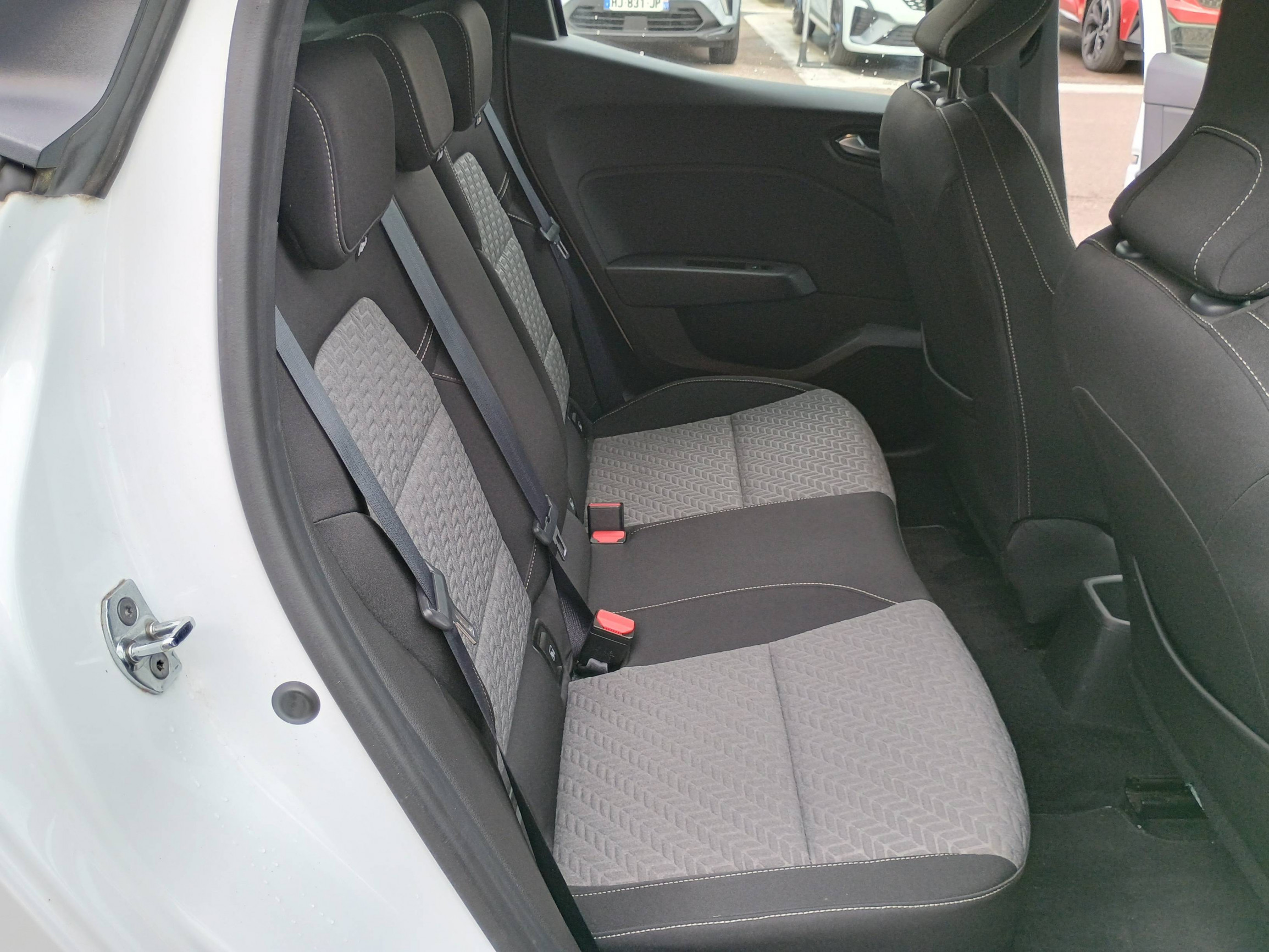 Vente en ligne Renault Clio 5 Clio TCe 90 - 21N au prix de 14 490 €