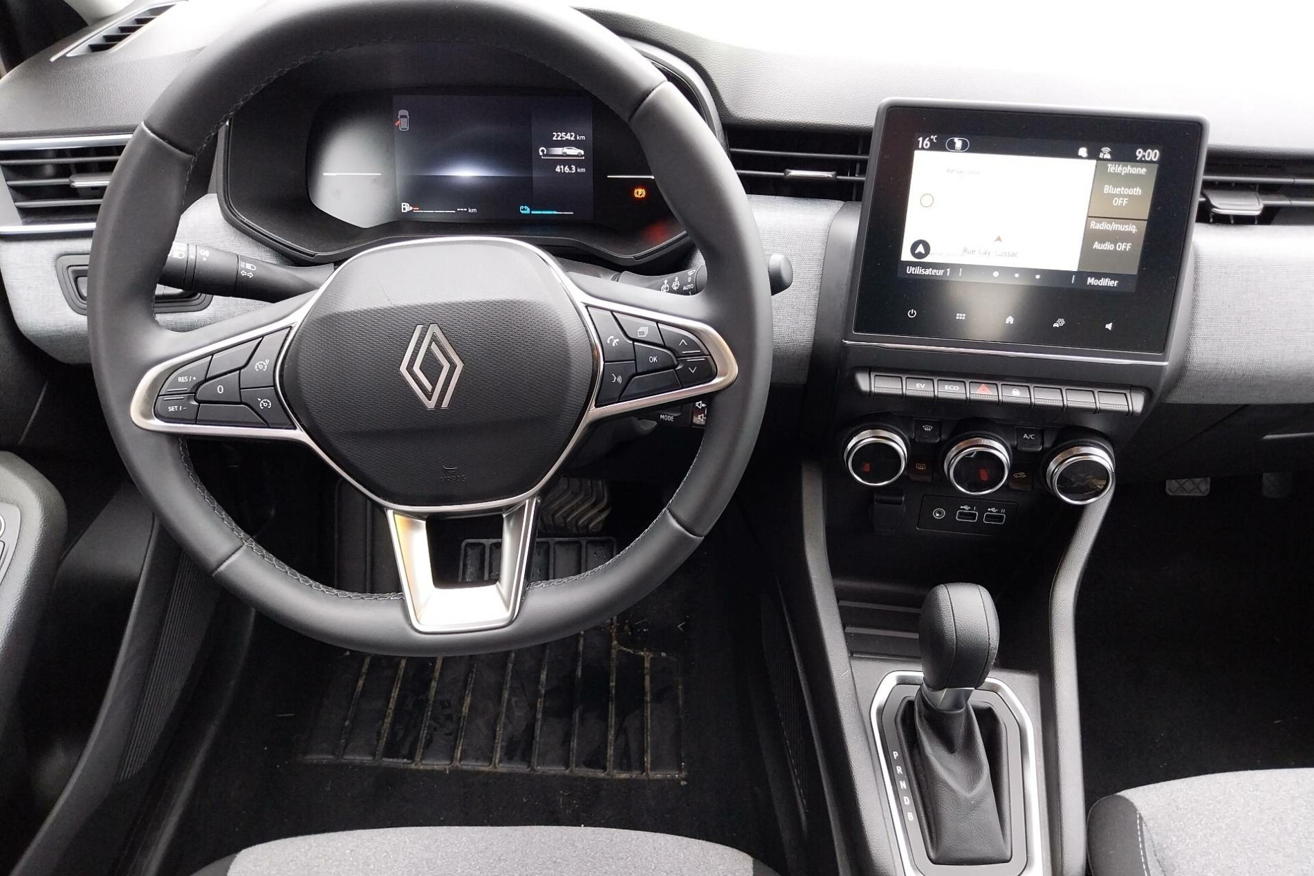 Vente en ligne Renault Clio 5 Clio E-Tech full hybrid 145 ch GSR2 au prix de 18 690 €