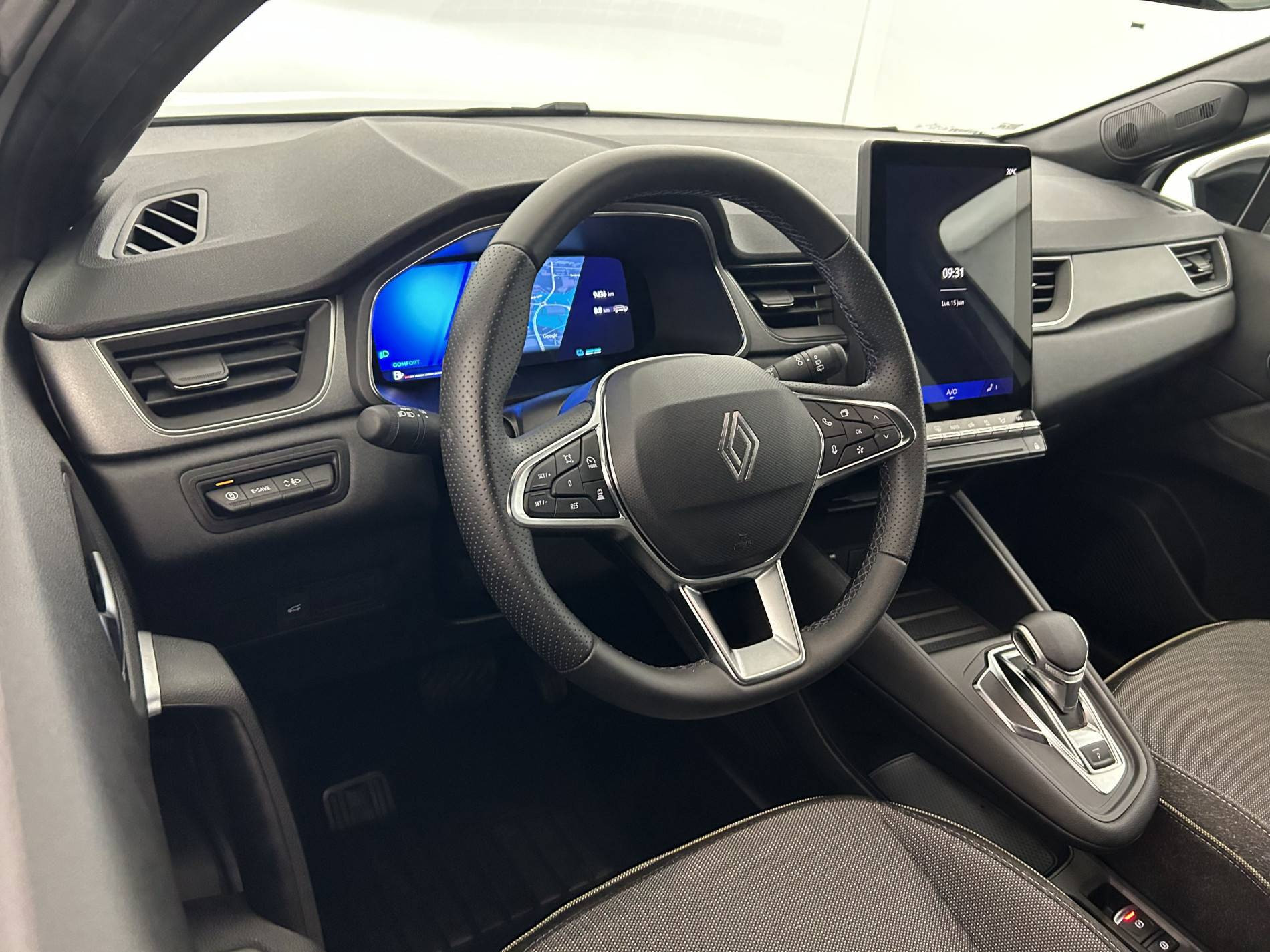 Vente en ligne Renault Symbioz  E-Tech full hybrid 145 au prix de 27 600 €