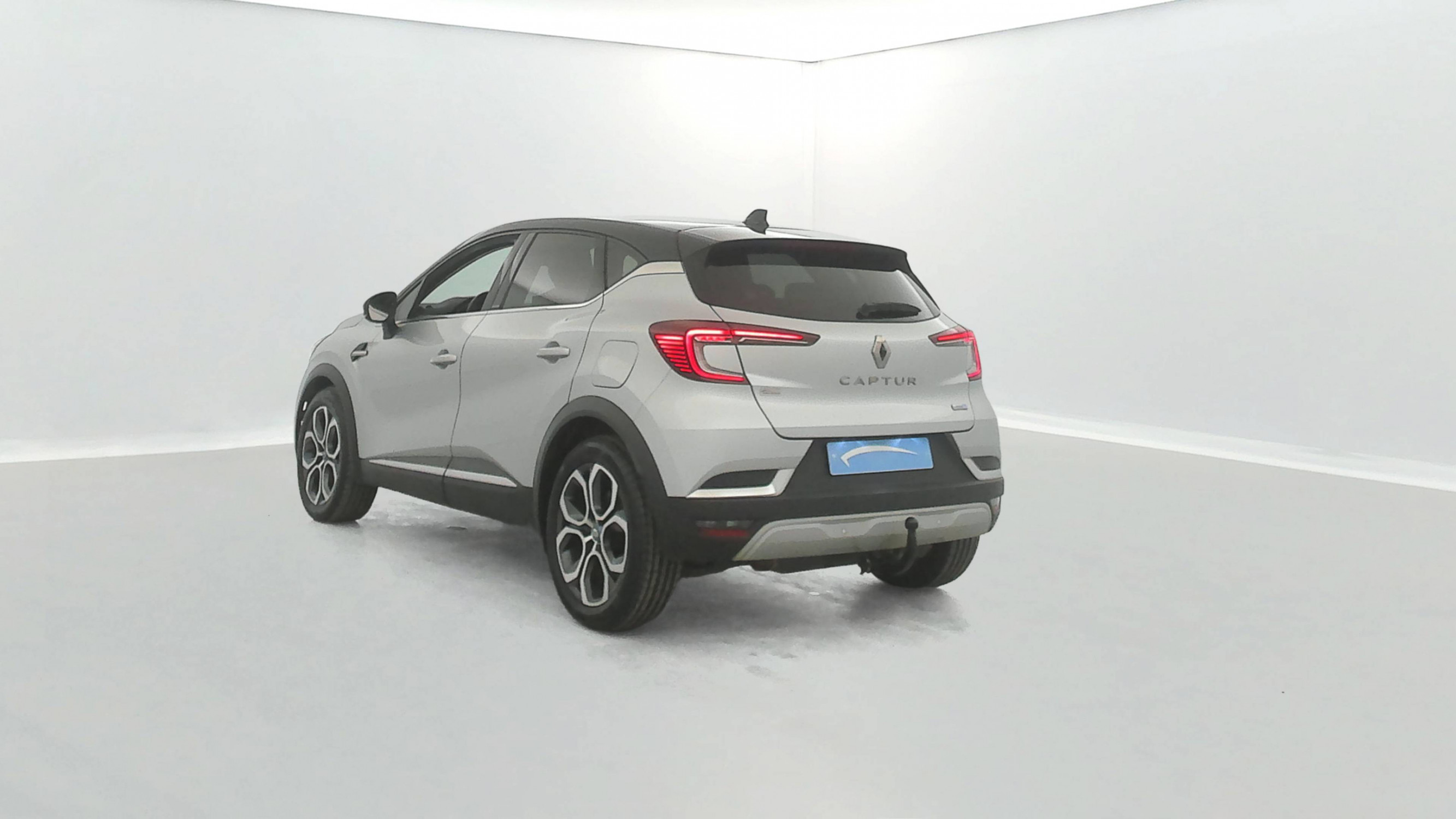 Vente en ligne Renault Captur  E-Tech Plug-in 160 au prix de 15 690 €