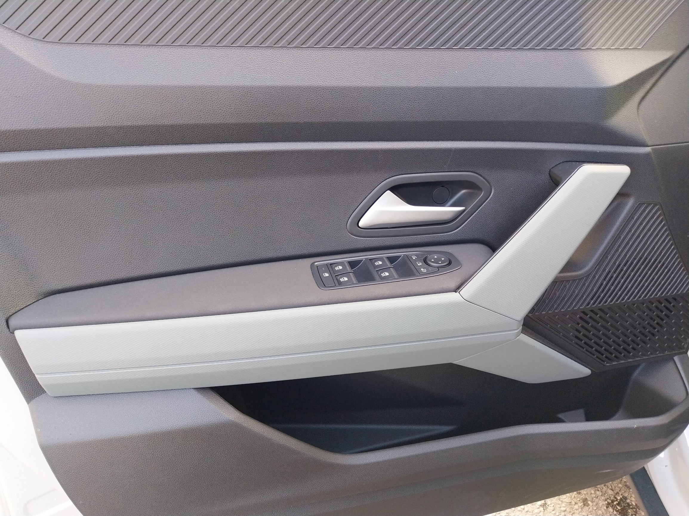 Vente en ligne Dacia Duster  Hybrid 140 au prix de 27 200 €