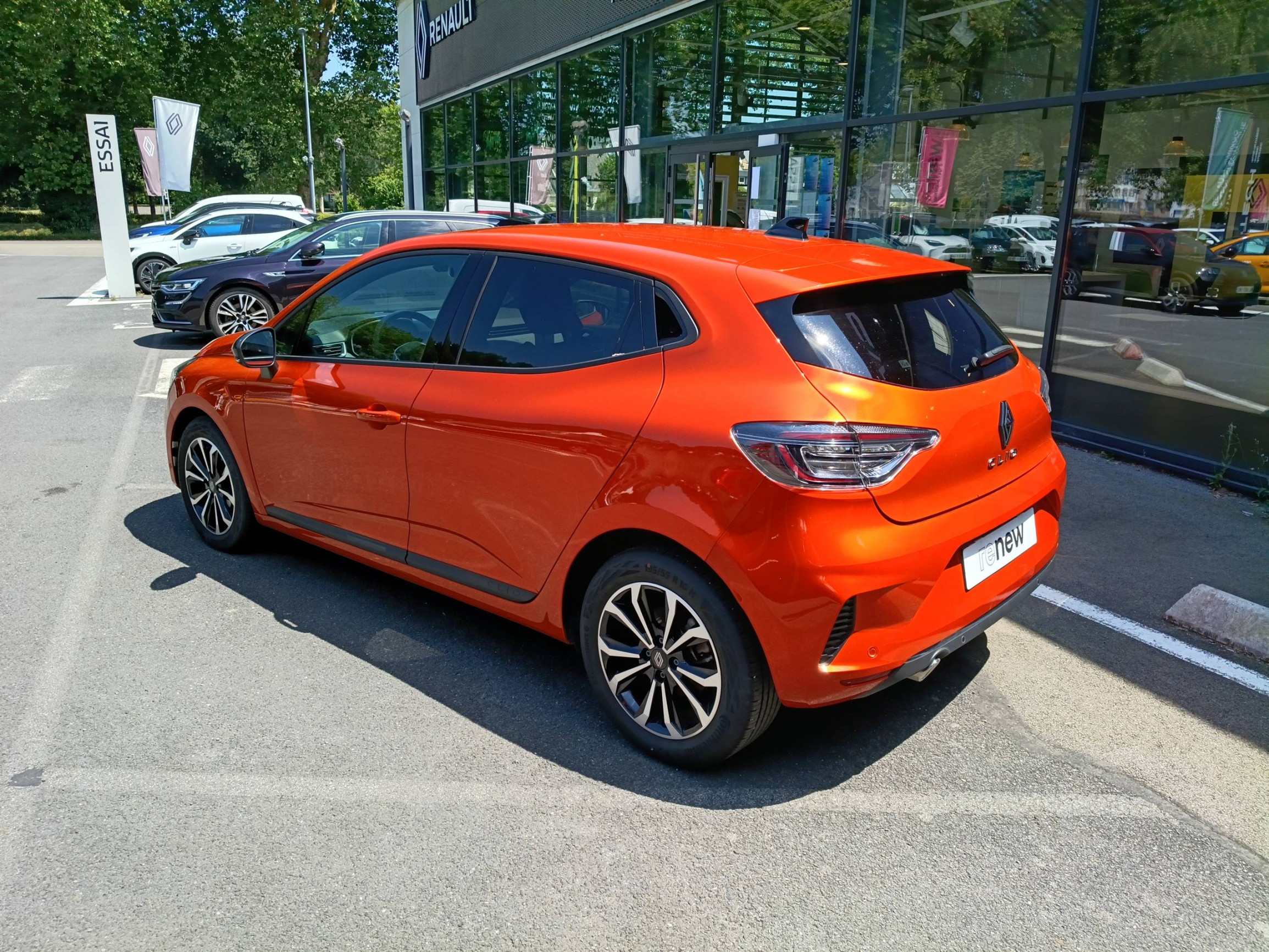 Vente en ligne Renault Clio 5 Clio TCe 90 ch GSR2 au prix de 17 490 €