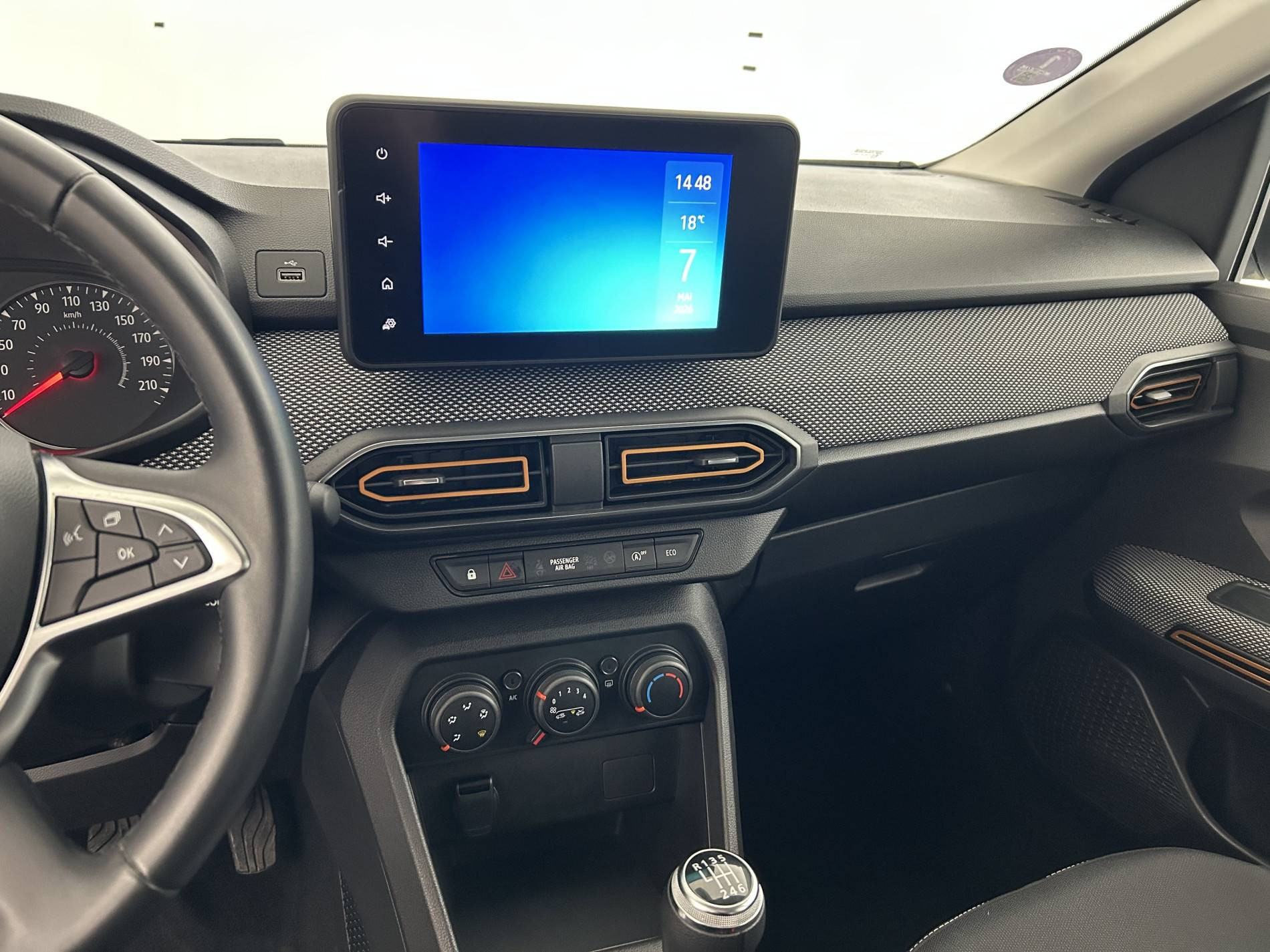Vente en ligne Dacia Sandero  ECO-G 100 - 22 au prix de 12 590 €