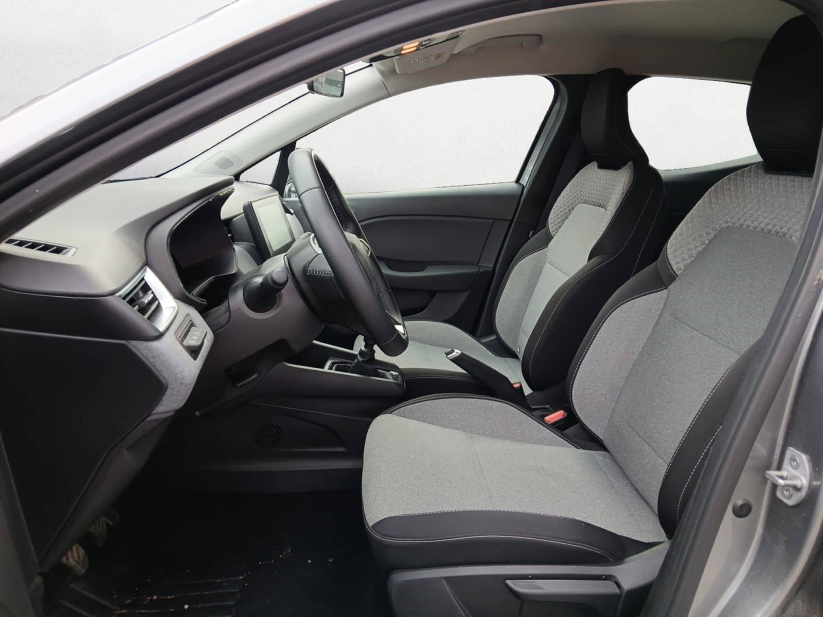 Vente en ligne Renault Clio 5 Clio Blue dCi 100 ch GSR2 au prix de 18 790 €