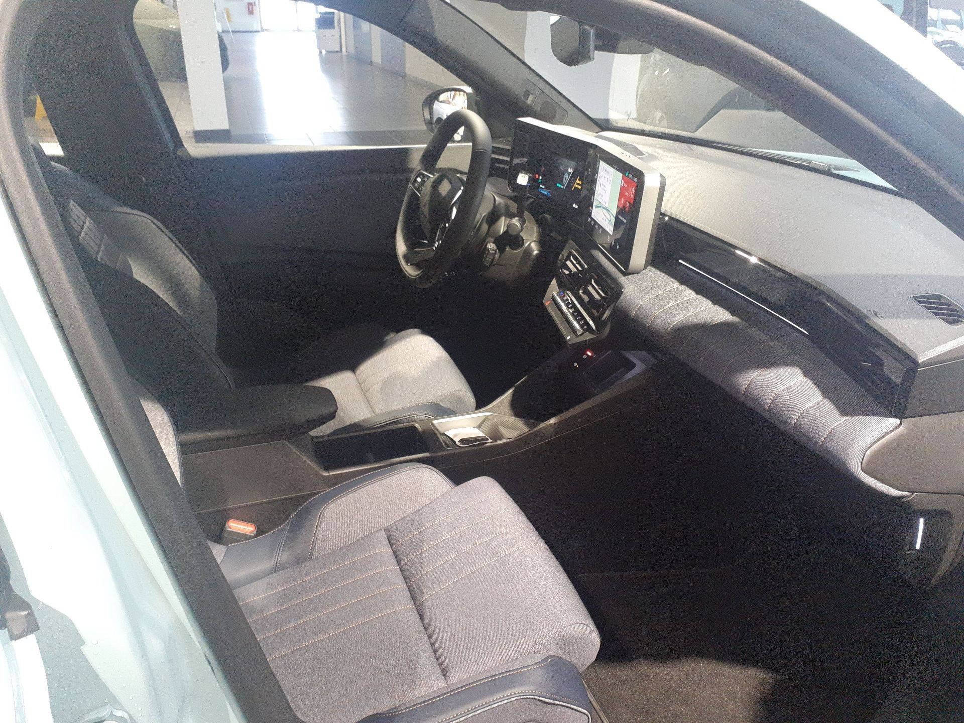 Vente en ligne Renault R4 E-Tech  150 ch autonomie confort au prix de 33 990 €