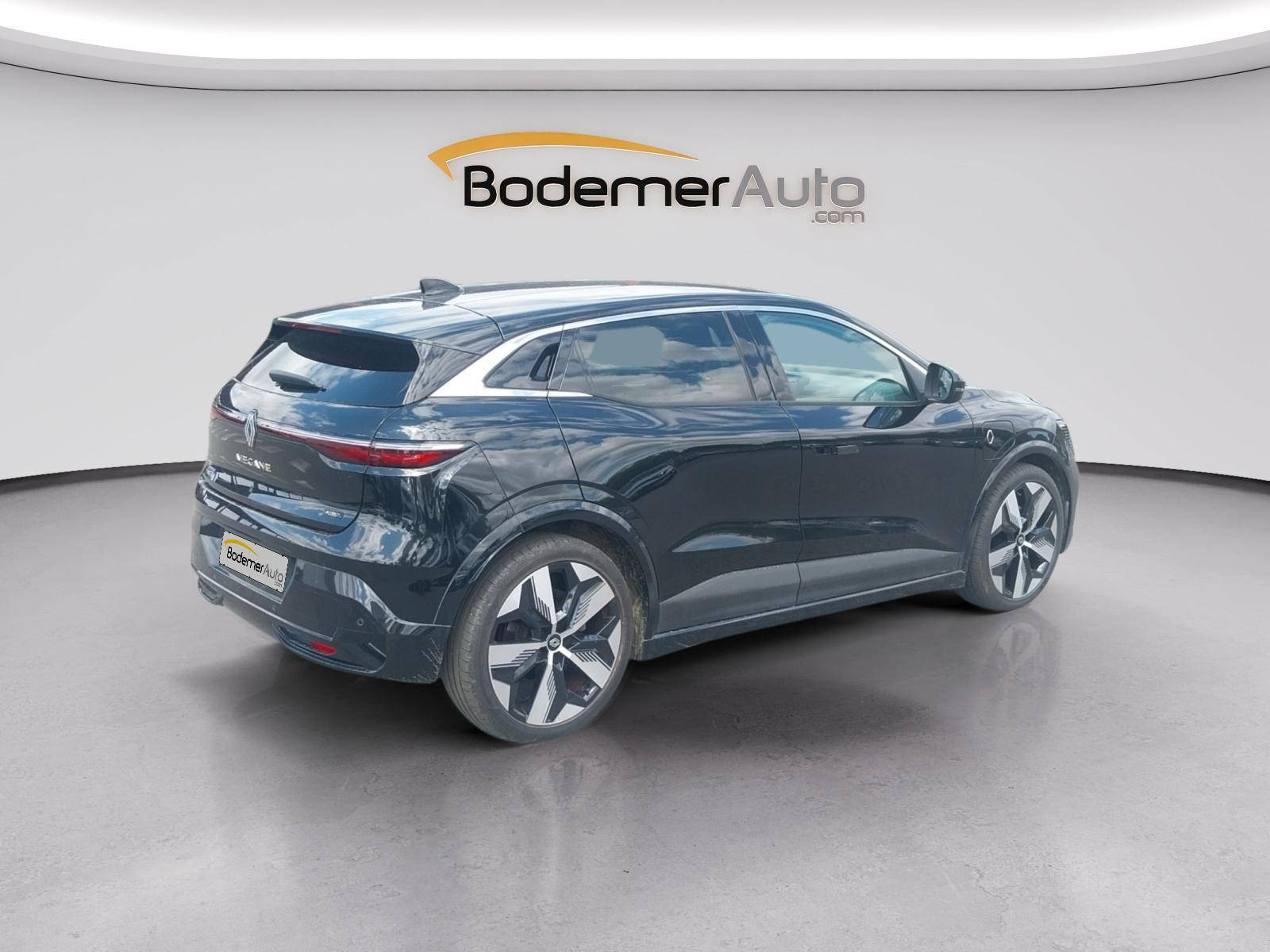Vente en ligne Renault Megane E-Tech  EV60 220 ch super charge au prix de 26 490 €