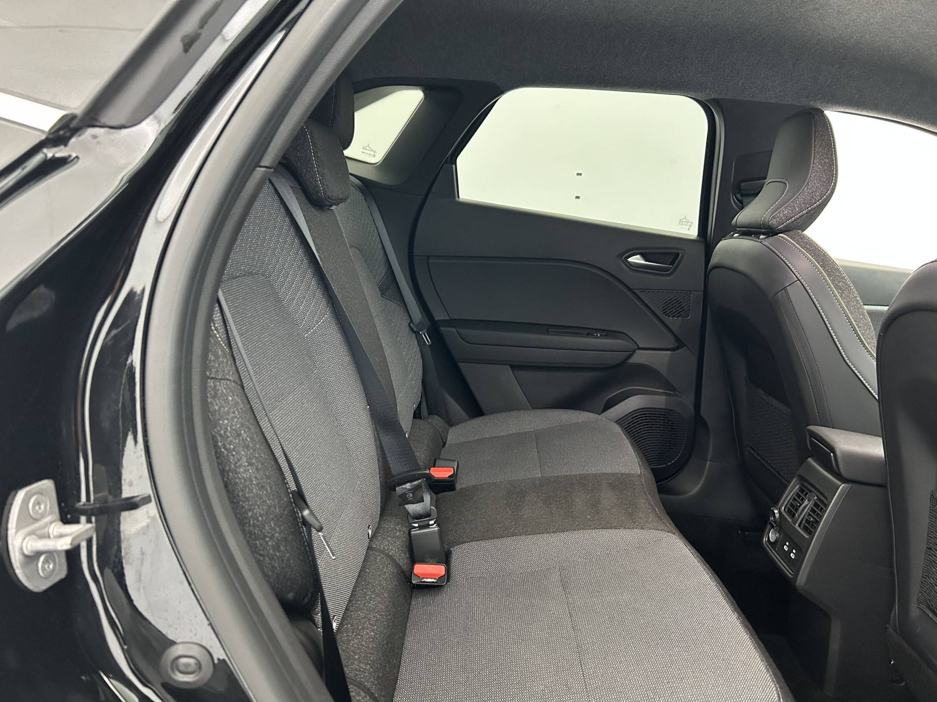 Vente en ligne Renault Symbioz  E-Tech full hybrid 145 au prix de 26 911 €