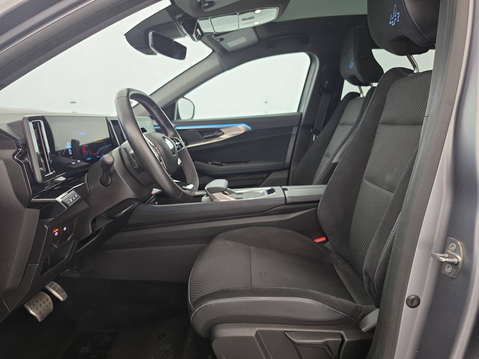 Vente en ligne Renault Espace Espace E-Tech hybrid 200 au prix de 32 490 €