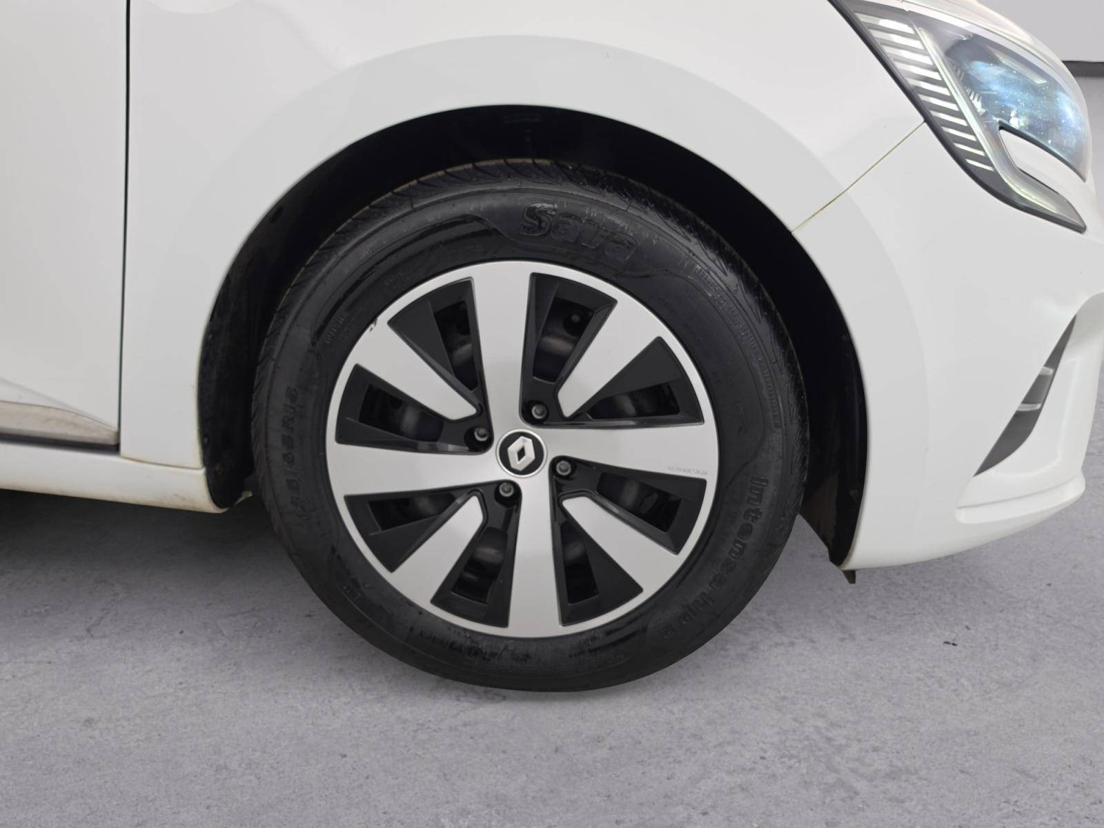 Vente en ligne Renault Clio 5 Clio TCe 90 au prix de 13 999 €